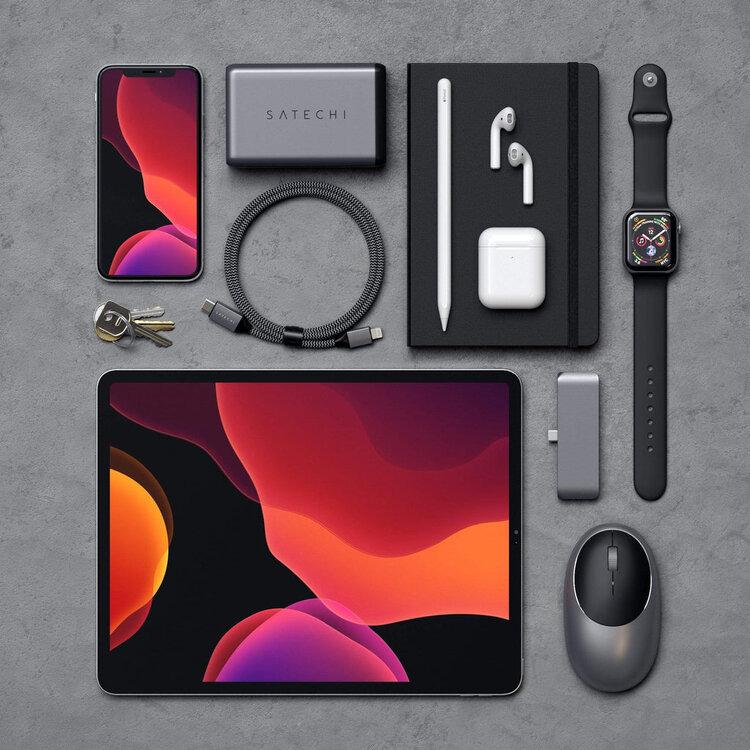 Satechi Charging Cable - Space Gray 6ft USB-C to Lightning (MFi certified)