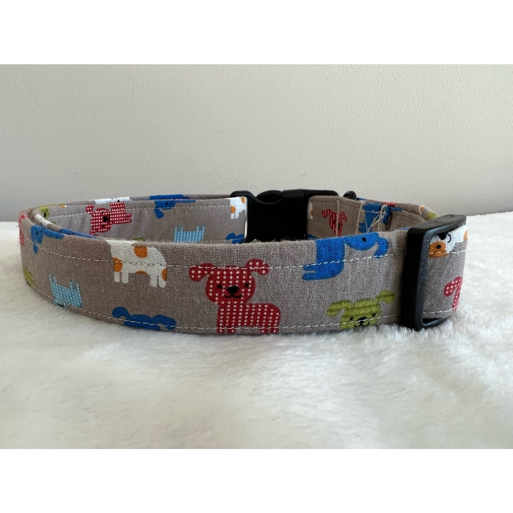 Collier ajustable imprimé chiens