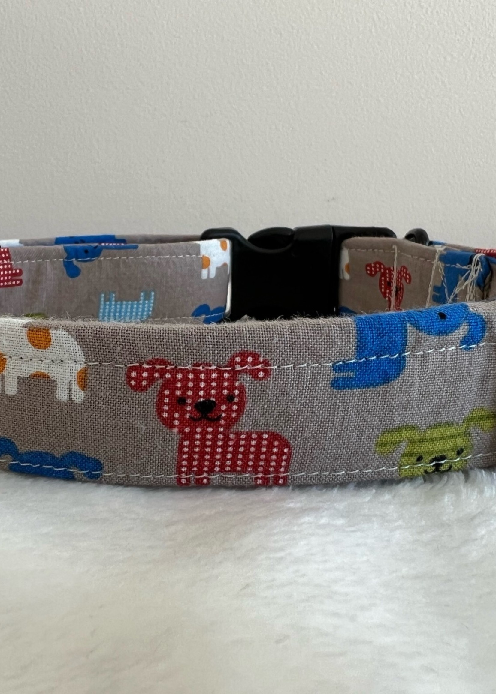 Collier ajustable imprimé chiens