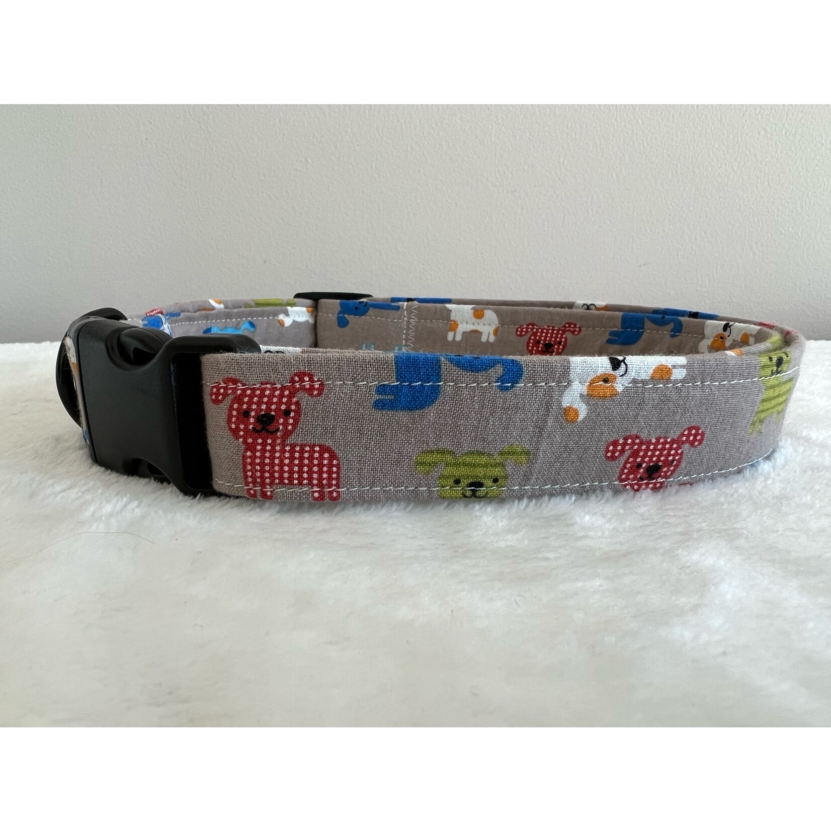Collier ajustable imprimé chiens