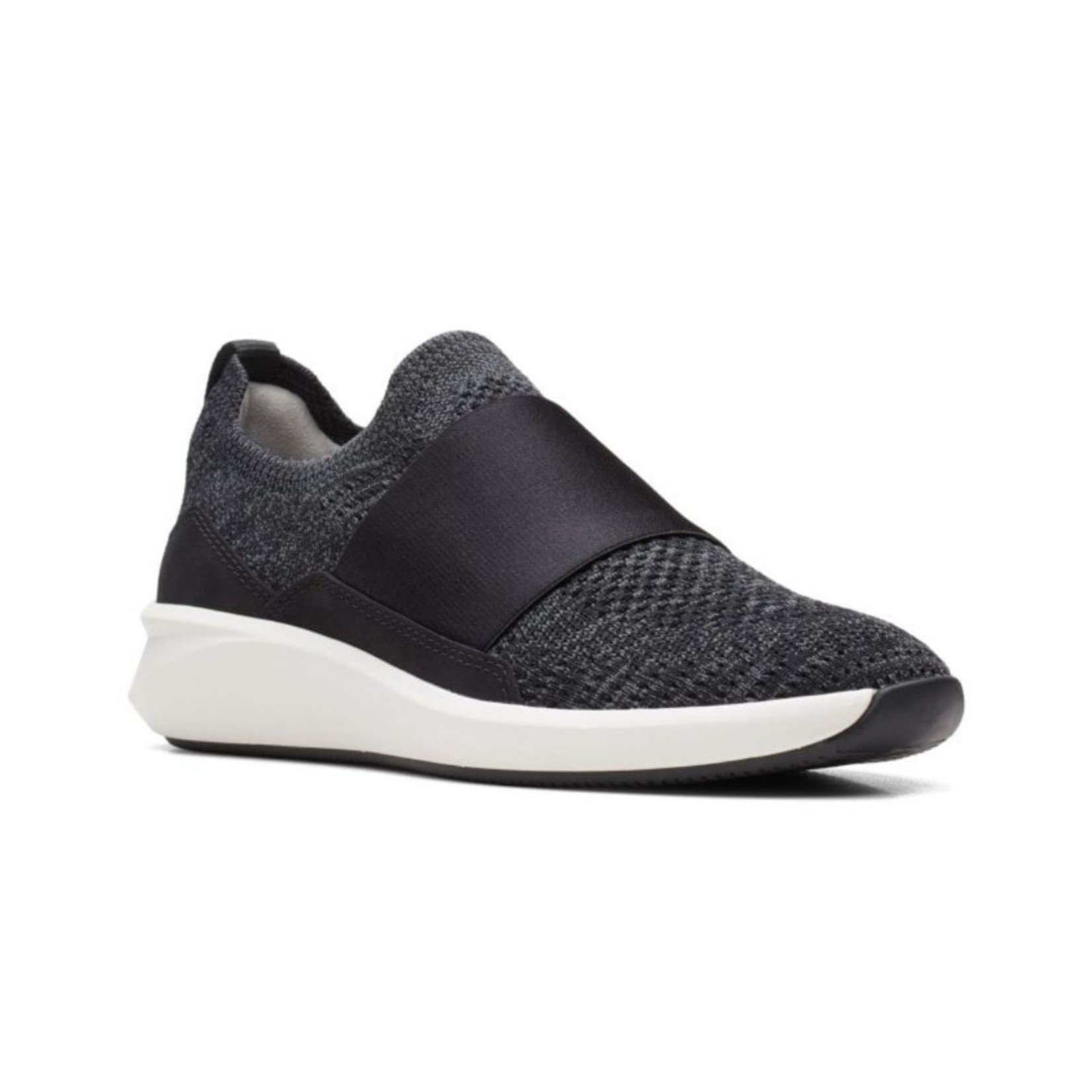 Clarks *Clarks Un Rio Knit Women’s Slip-On Shoes