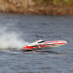 Pro Boat Pro Boat Impulse 32" Brushless Deep-V RTR with Smart, White/Red #PRB08037T2