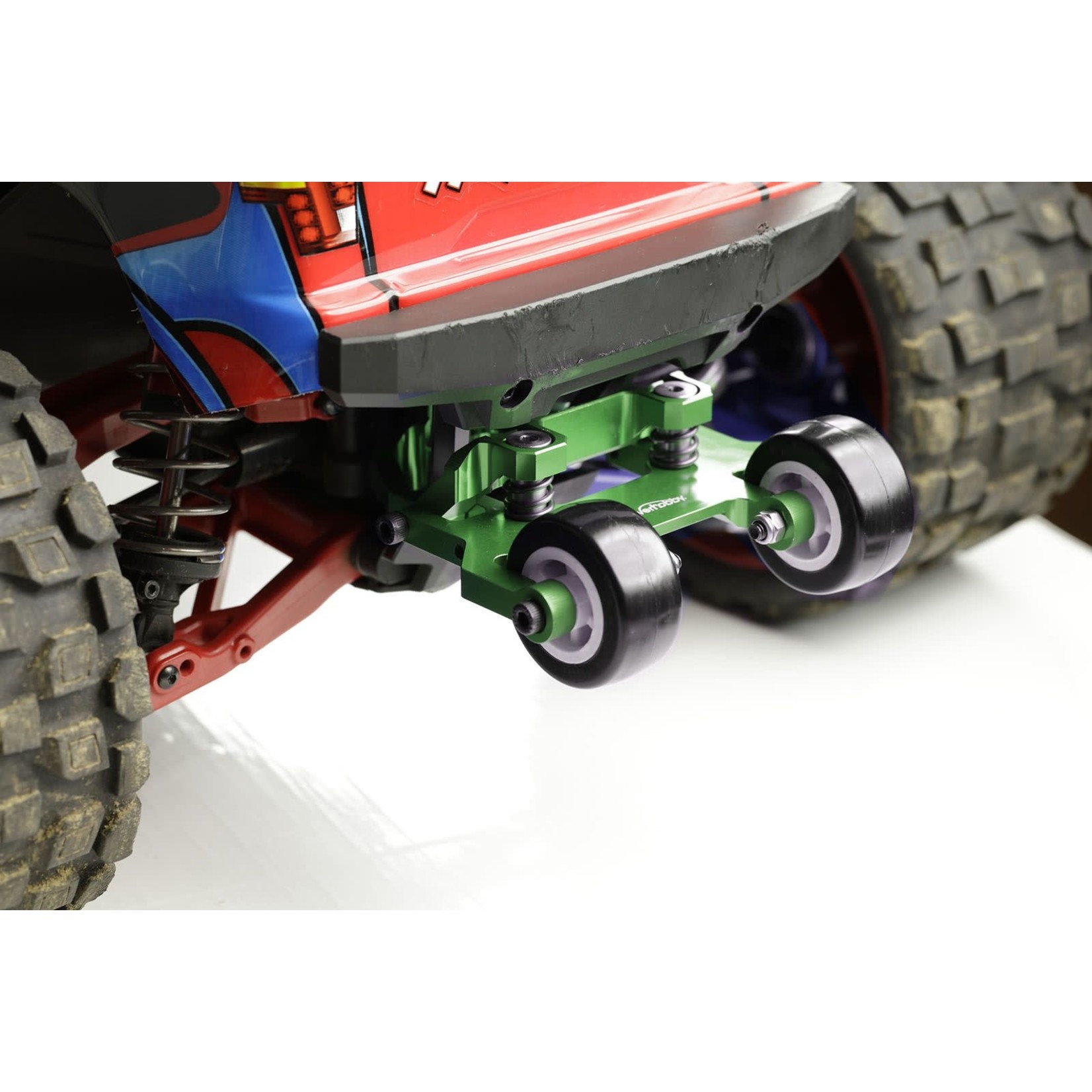 Power Hobby #PHMAXX01-GREEN  Power Hobby Traxxas Maxx Aluminum Wheelie Bar (Green)