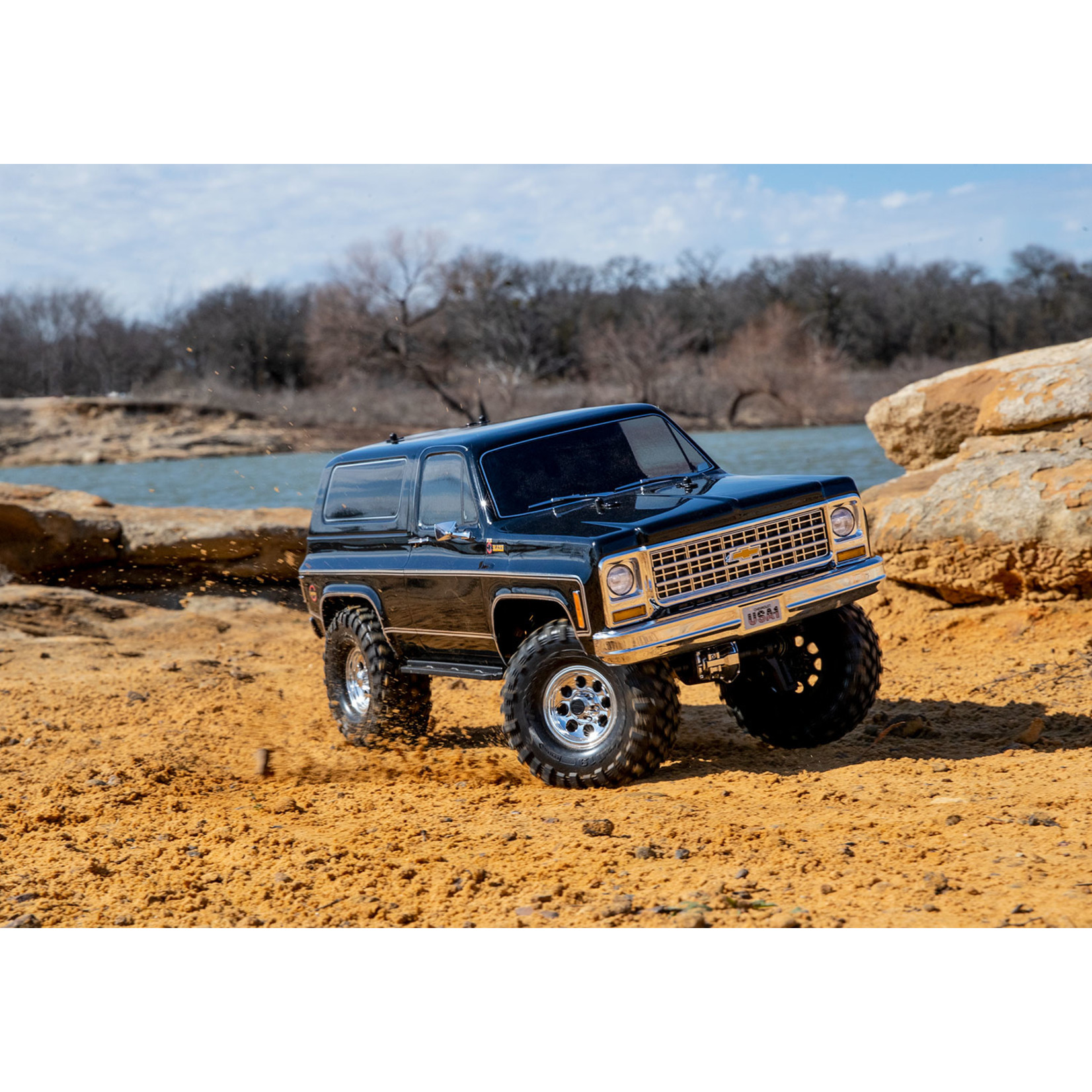 Traxxas #82076-4-BLK Traxxas TRX-4 1/10 Trail Crawler Truck w/'79 Chevrolet K5 Blazer Body (Black) w/TQi 2.4GHz Radio