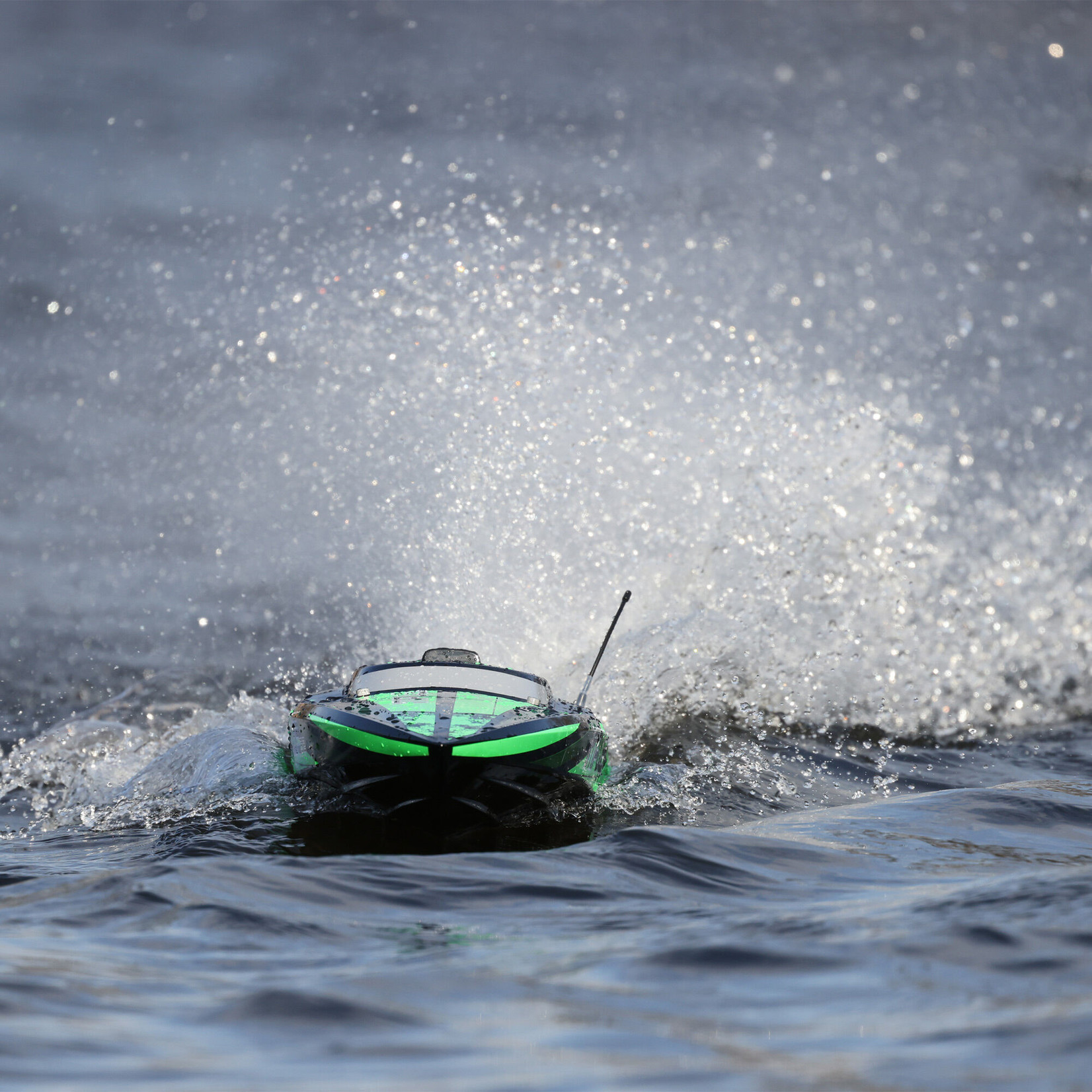 Pro Boat #PRB08037T1 Pro Boat Impulse 32" Deep-V RTR Brushless Boat (Black/Green) w/2.4GHz Radio & SMART