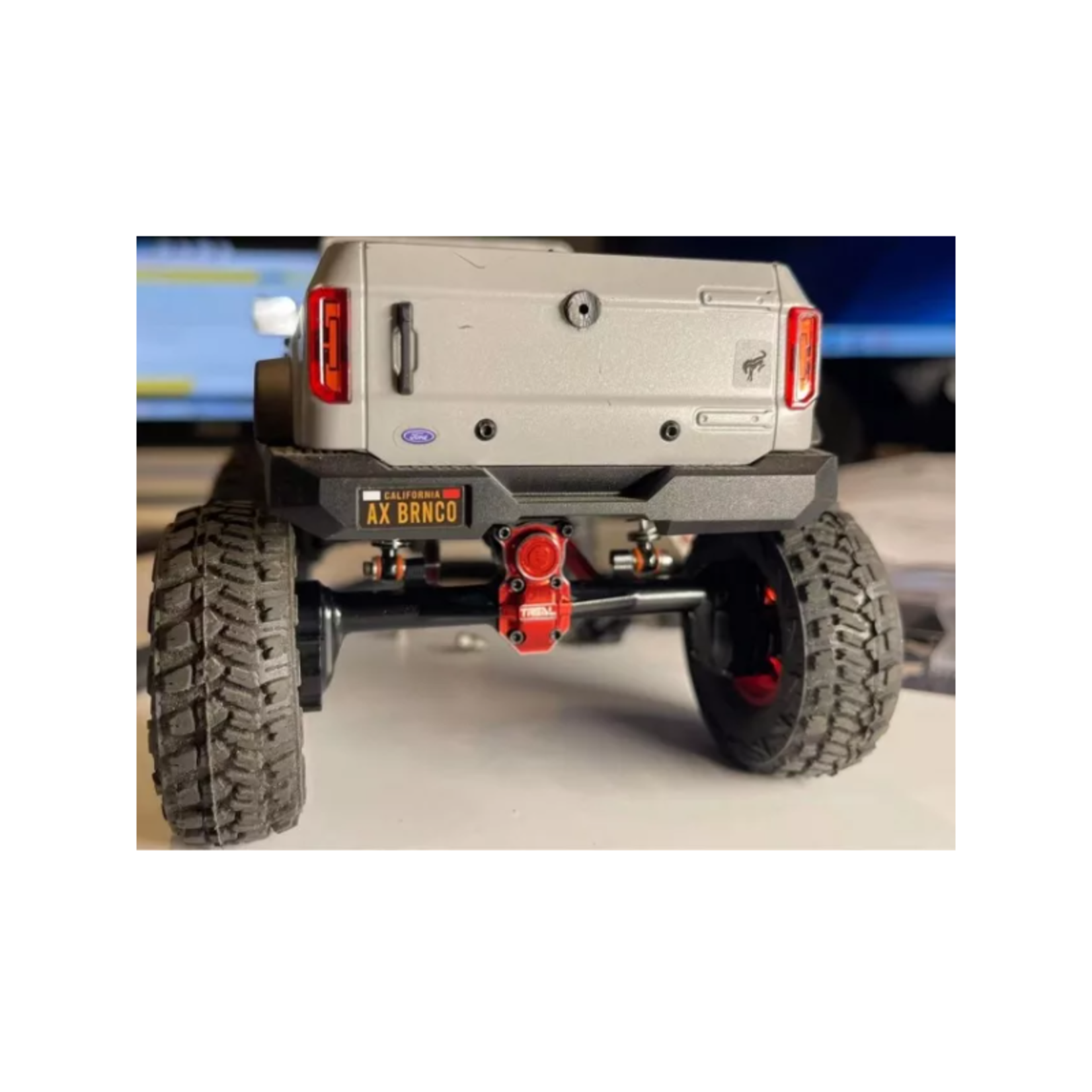 Treal #X003DW960N TREAL Aluminum Rear Portal Axle Kit for Axial SCX24 (Black)