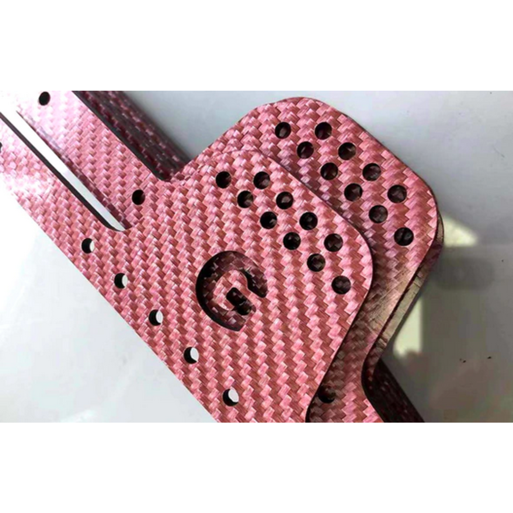Team G-Speed GSPEED TGH-V3 Carbon Fiber Chassis Rails in Pink #CF-Pink