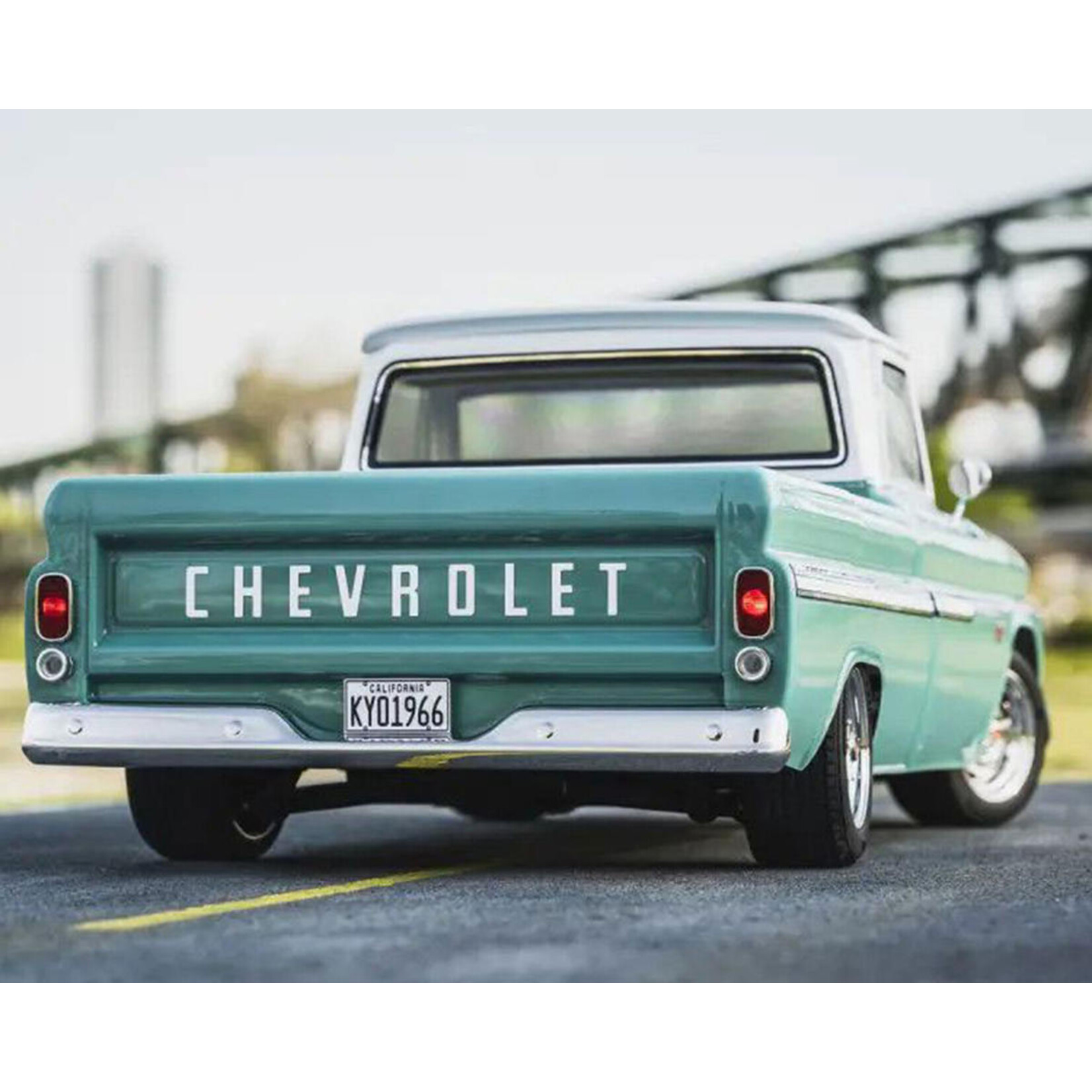 Kyosho #34435T1  Kyosho EP Fazer Mk2 FZ02L 1966 Chevy Fleetside ReadySet (Green) w/Syncro KT-231P+