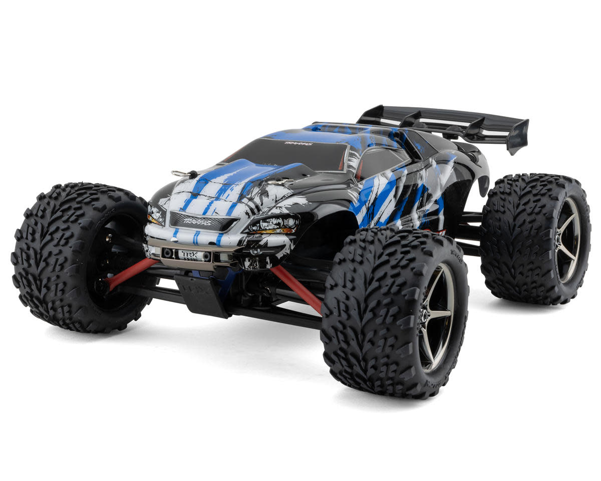 トラクサス　E-REVO　1/8？　1/10？ツインM　新品 トラクサス E-REVO 1/8？ 1/10？ツインM 新品 トラクサス E-REVO