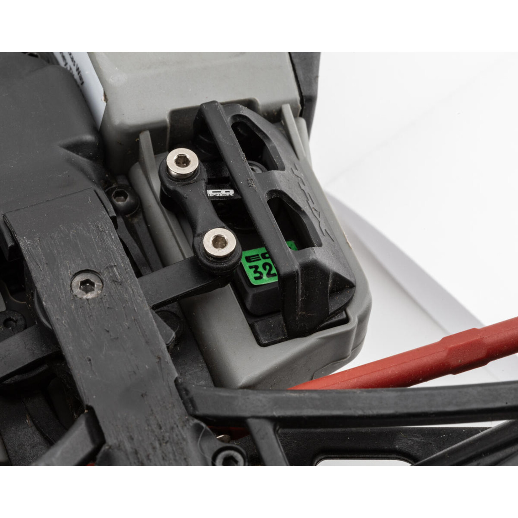 EcoPower #WP320T EcoPower  Digital Waterproof Metal Gear Mini Servo (High Torque) w/Aluminum Clamping Horn for 1/16 Traxxas™ Vehicles