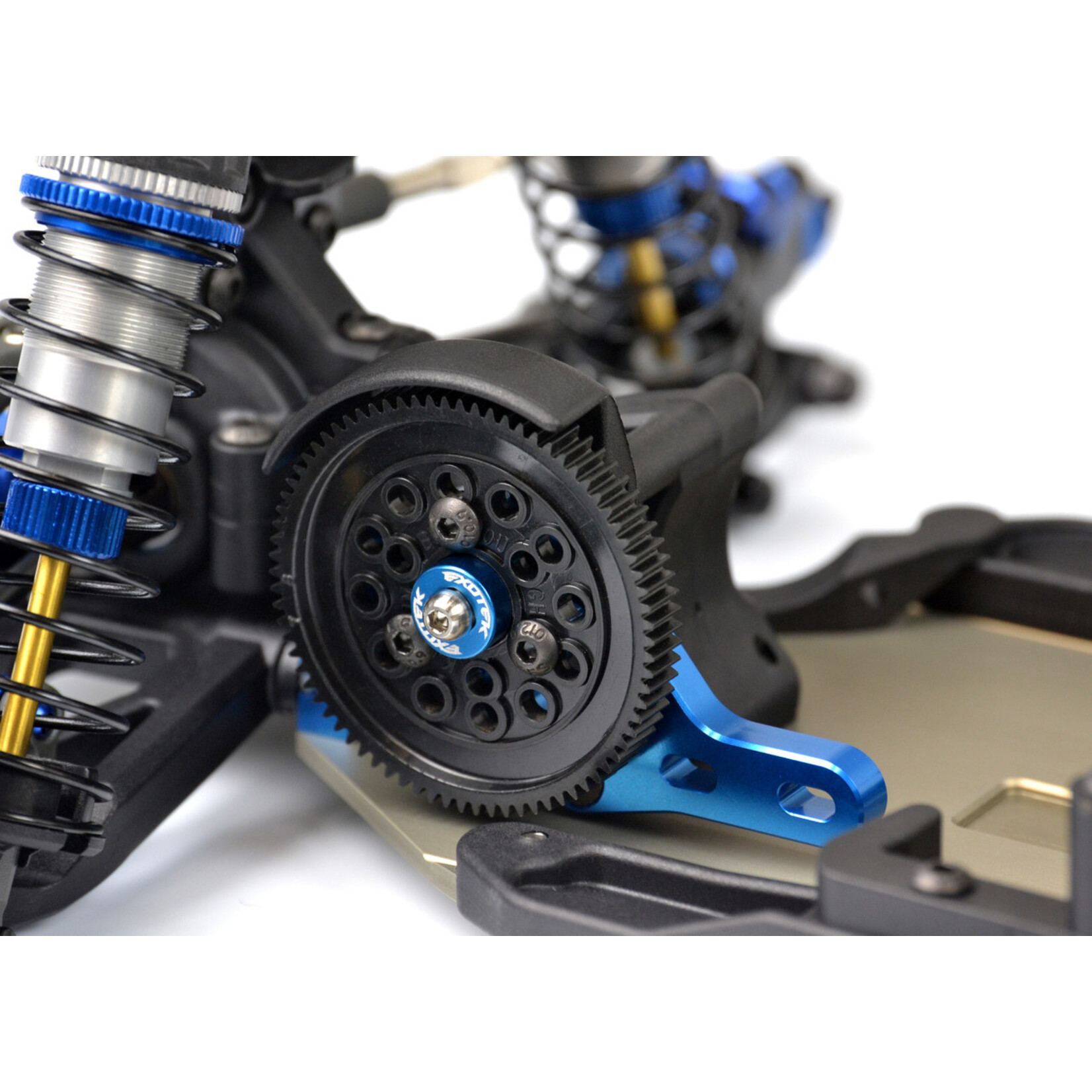 Exotek Exotek Racing B7 LOCKED SPUR MOUNT set w/ TITANIUM BOLT, for the stock B7 shaft #2227