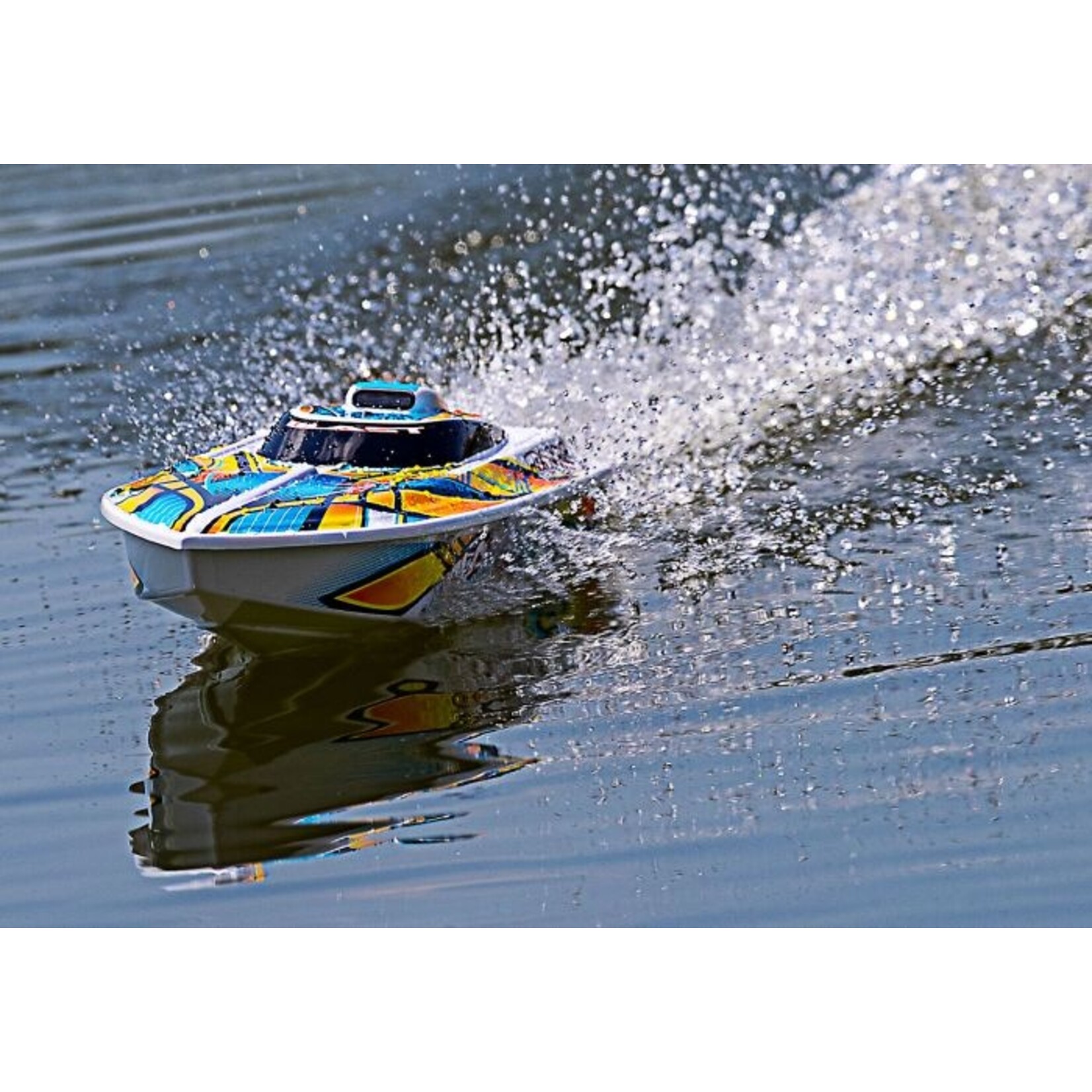 Traxxas #38104-8-ORNG  Traxxas Blast RTR Boat w/USB-C (Orange)