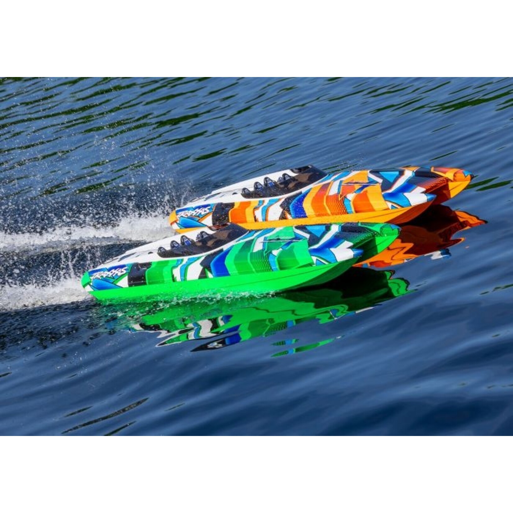 Traxxas #57046-4-GRNR Traxxas DCB M41 Widebody 40" Catamaran High Performance 6S Race Boat (Green) w/TQi 2.4Ghz Radio & TSM