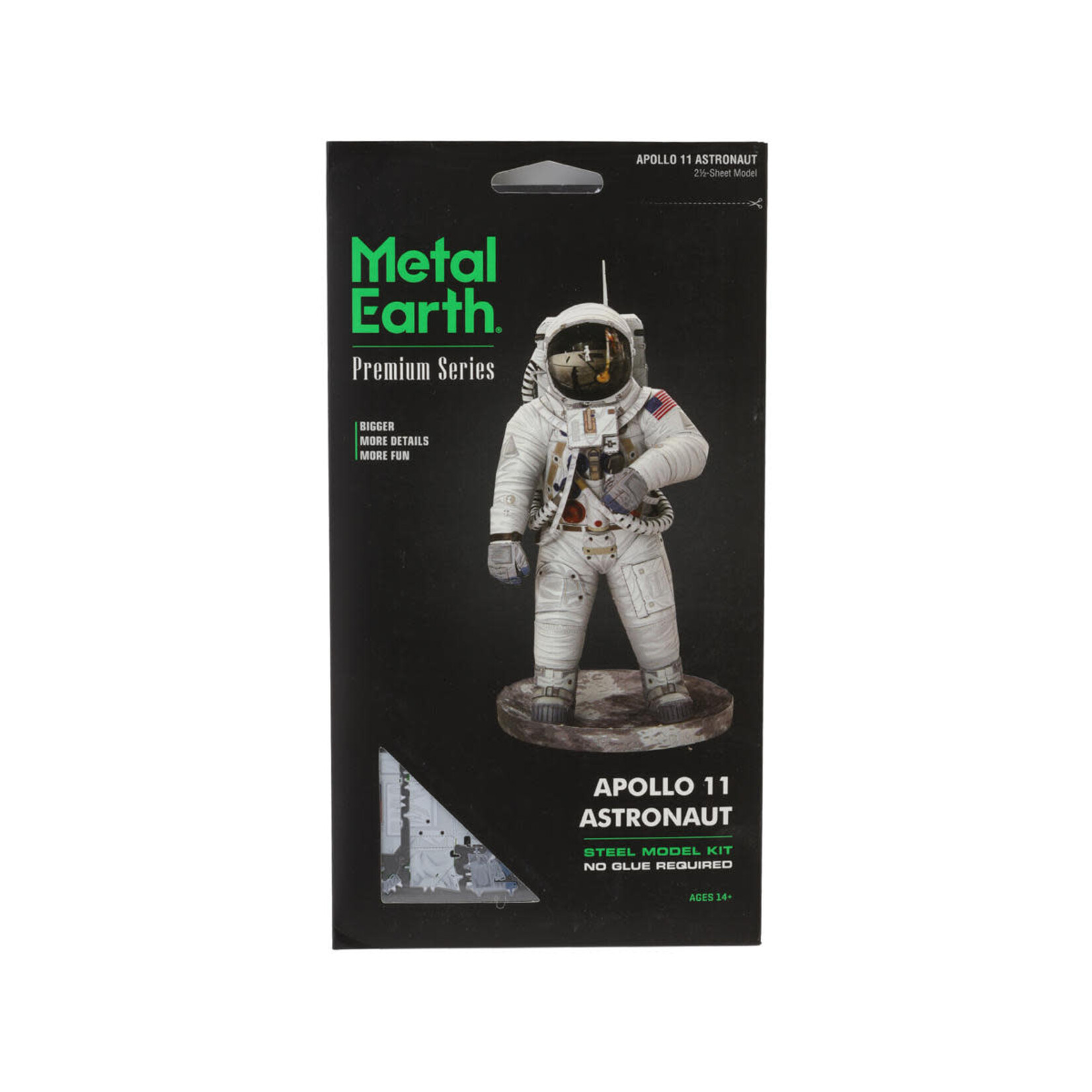 Fascinations #FSCPS2016 Fascinations Metal Earth Apollo 11 Astronaut Color 3D Metal Model Kit