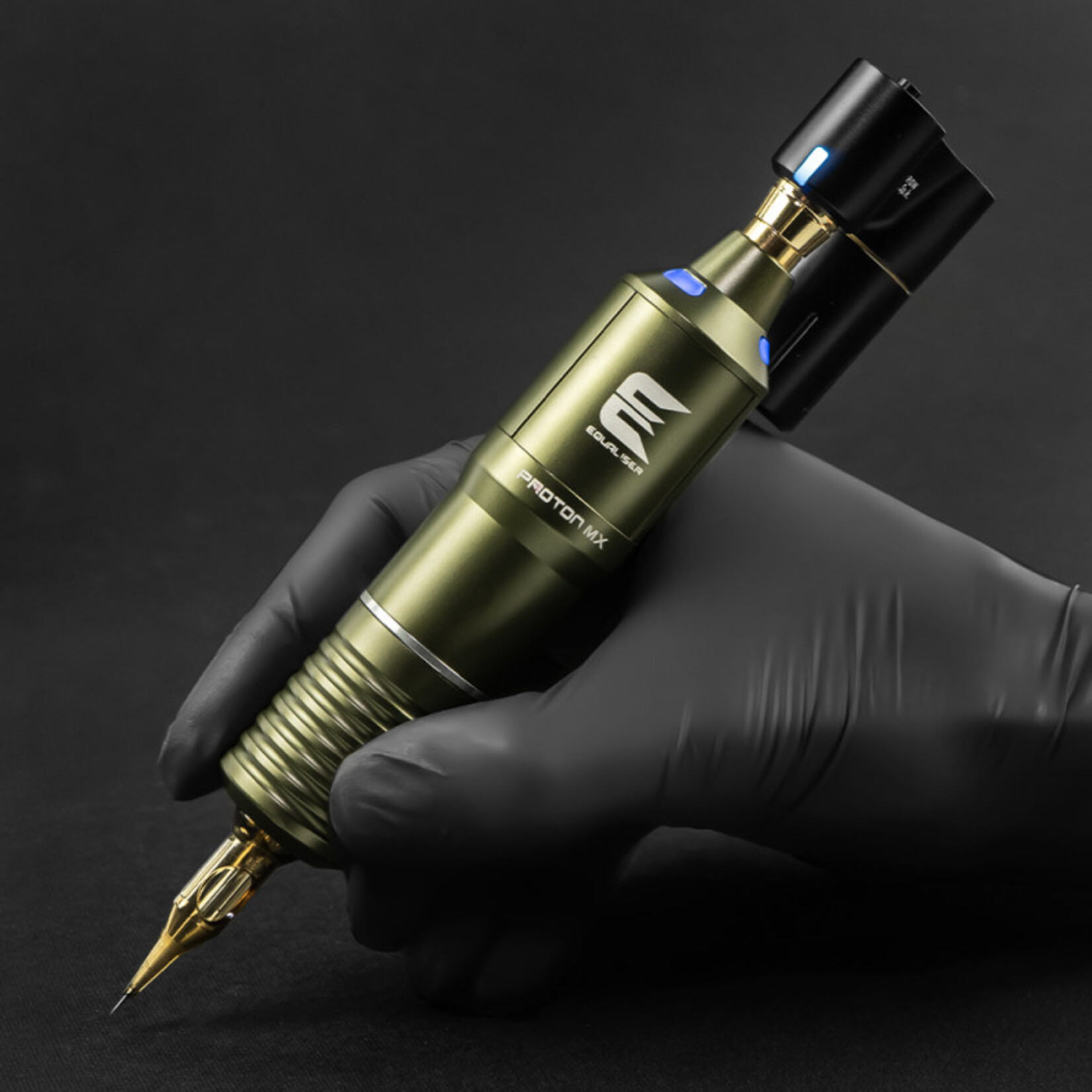 KWADRON PROTON WIRELESS POWER SUPPLY