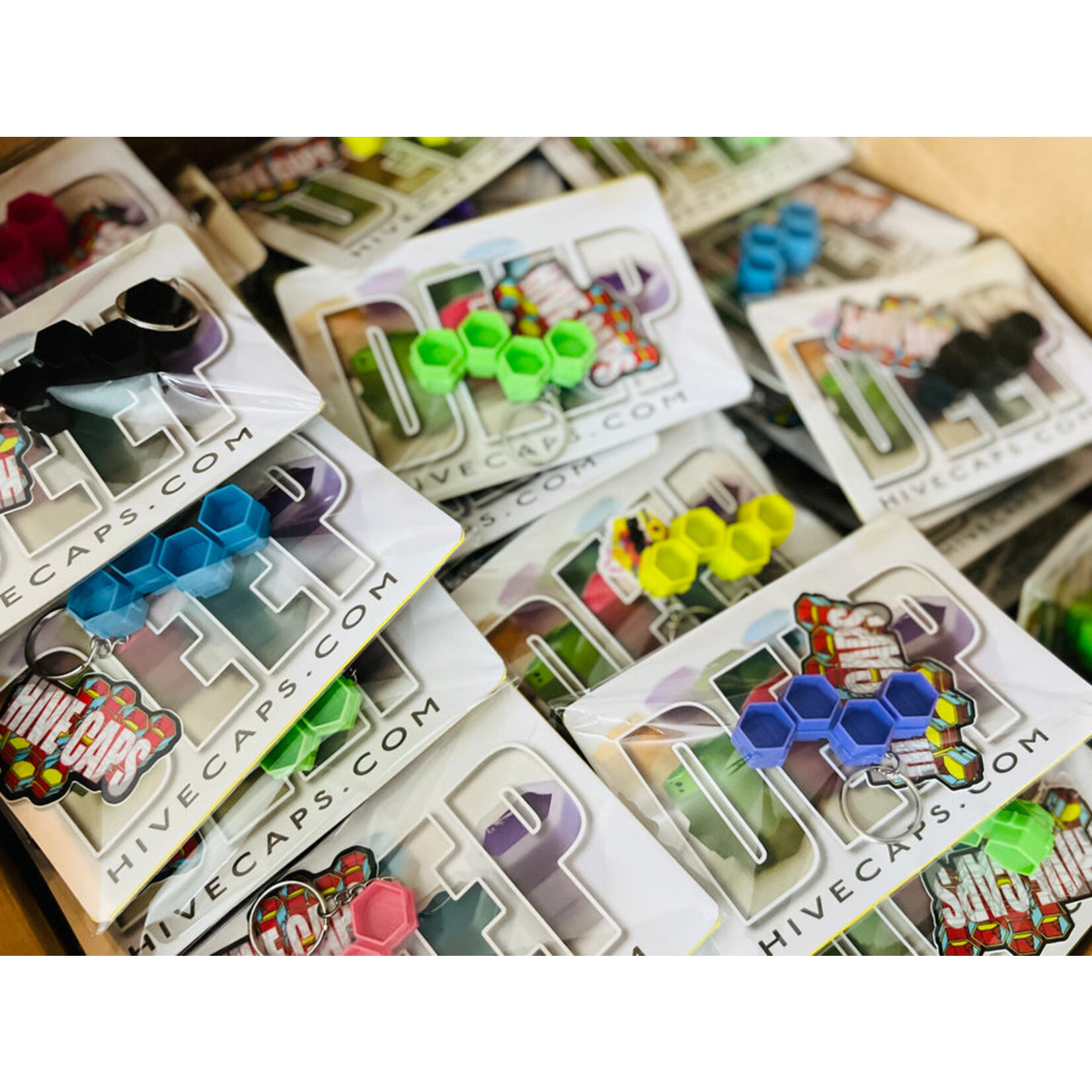 HIVE CAPS HIVE CAPS KEYCHAIN