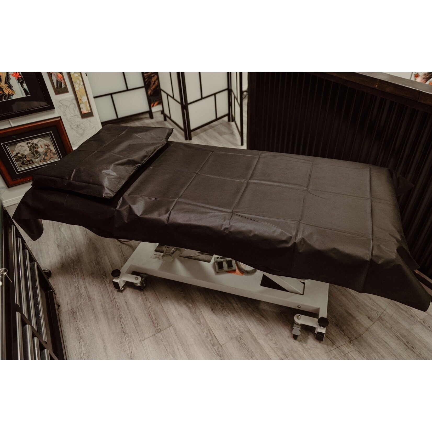 GOODGUY COBRA COVERS NON WOVEN 50gm PILLOWCASES 21" x 30"