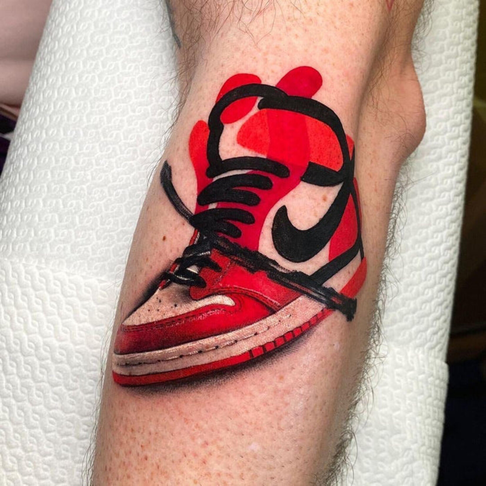 WORLD FAMOUS BIG APPLE RED - 1OZ