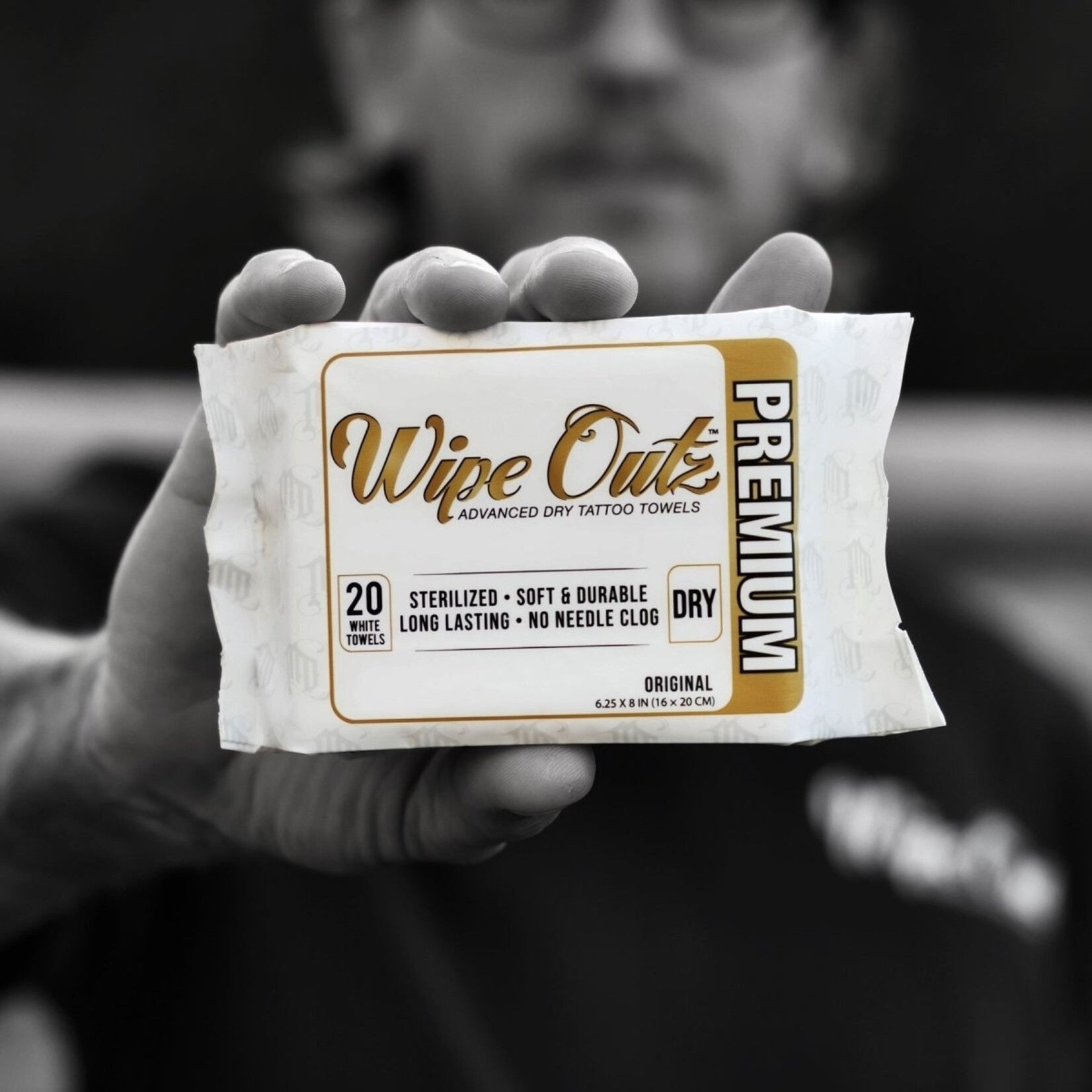 WIPE OUTZ PREMIUM TATTOO TOWEL - 20 CT (WHITE)