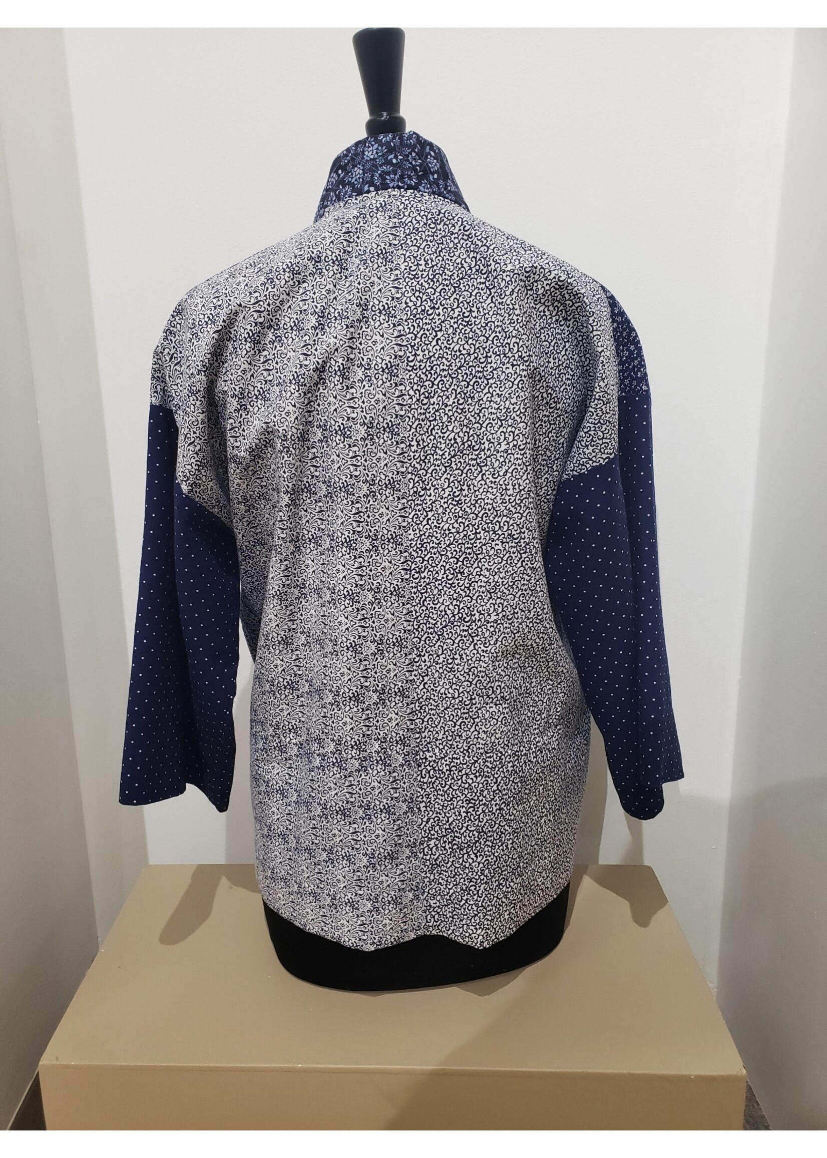 Blue kimono jacket size m