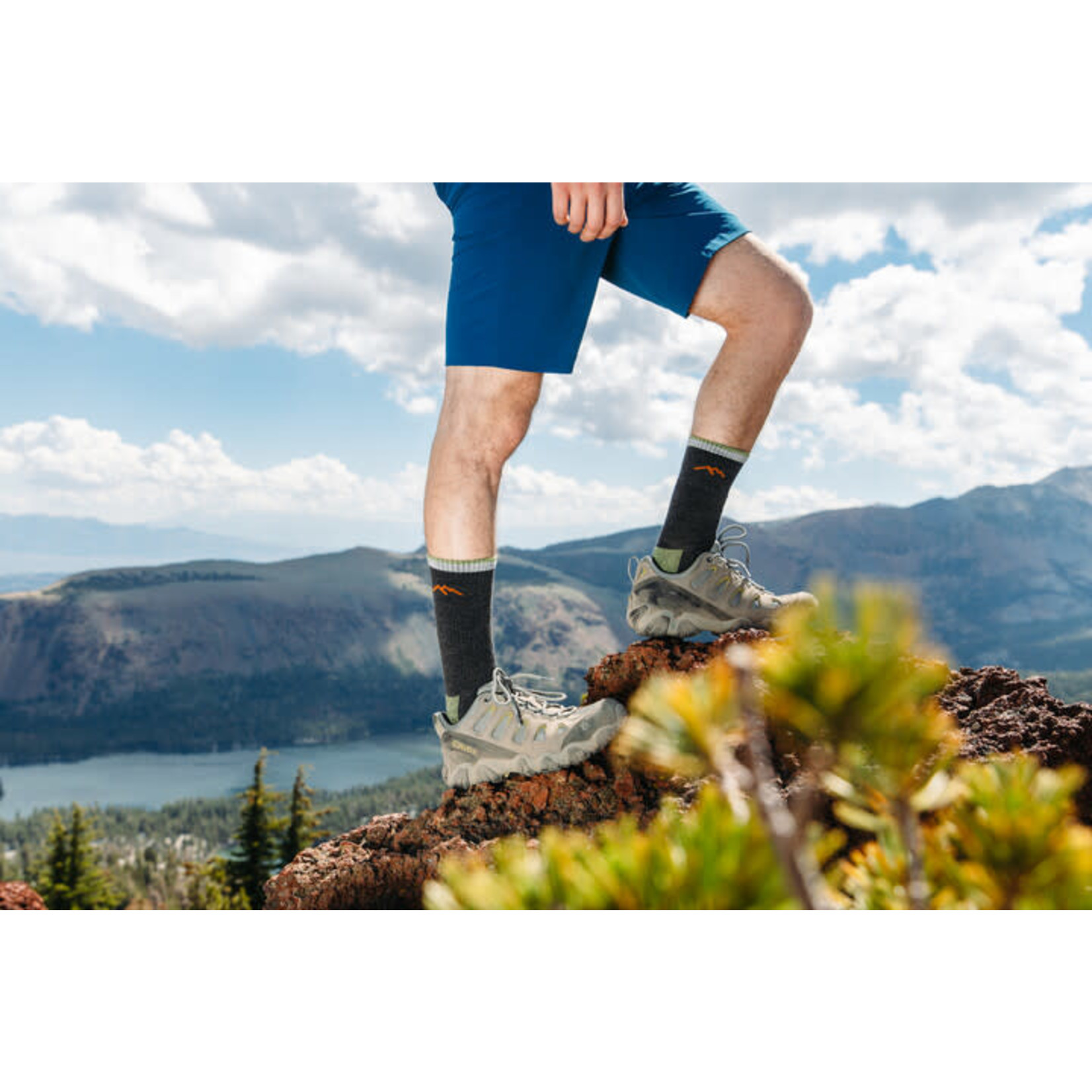 Darn Tough Socks HIKER BOOT MIDWEIGHT WITH CUSHION