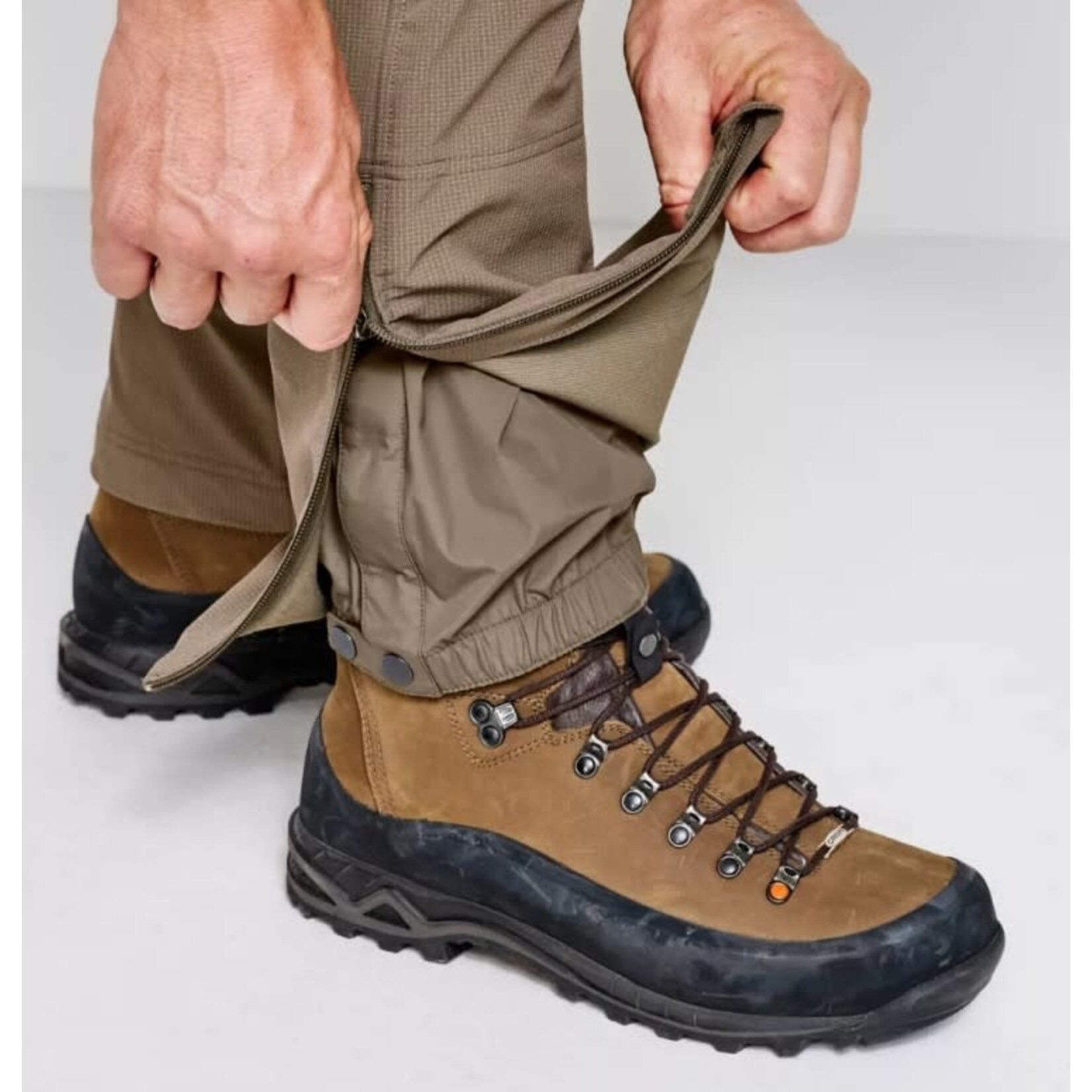 ORVIS Men’s PRO Upland Softshell Pants CEDAR