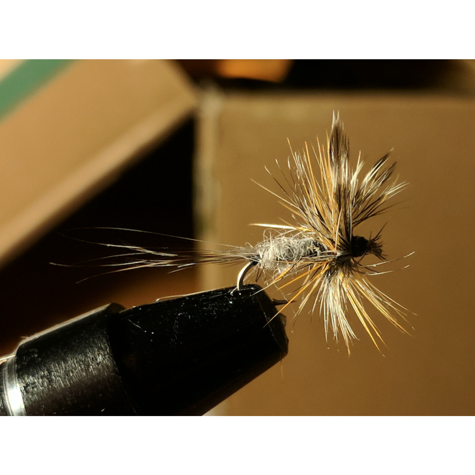BLACK DOG OUTFITTERS Beginner Fly Tying with Materials  (Four Classes)