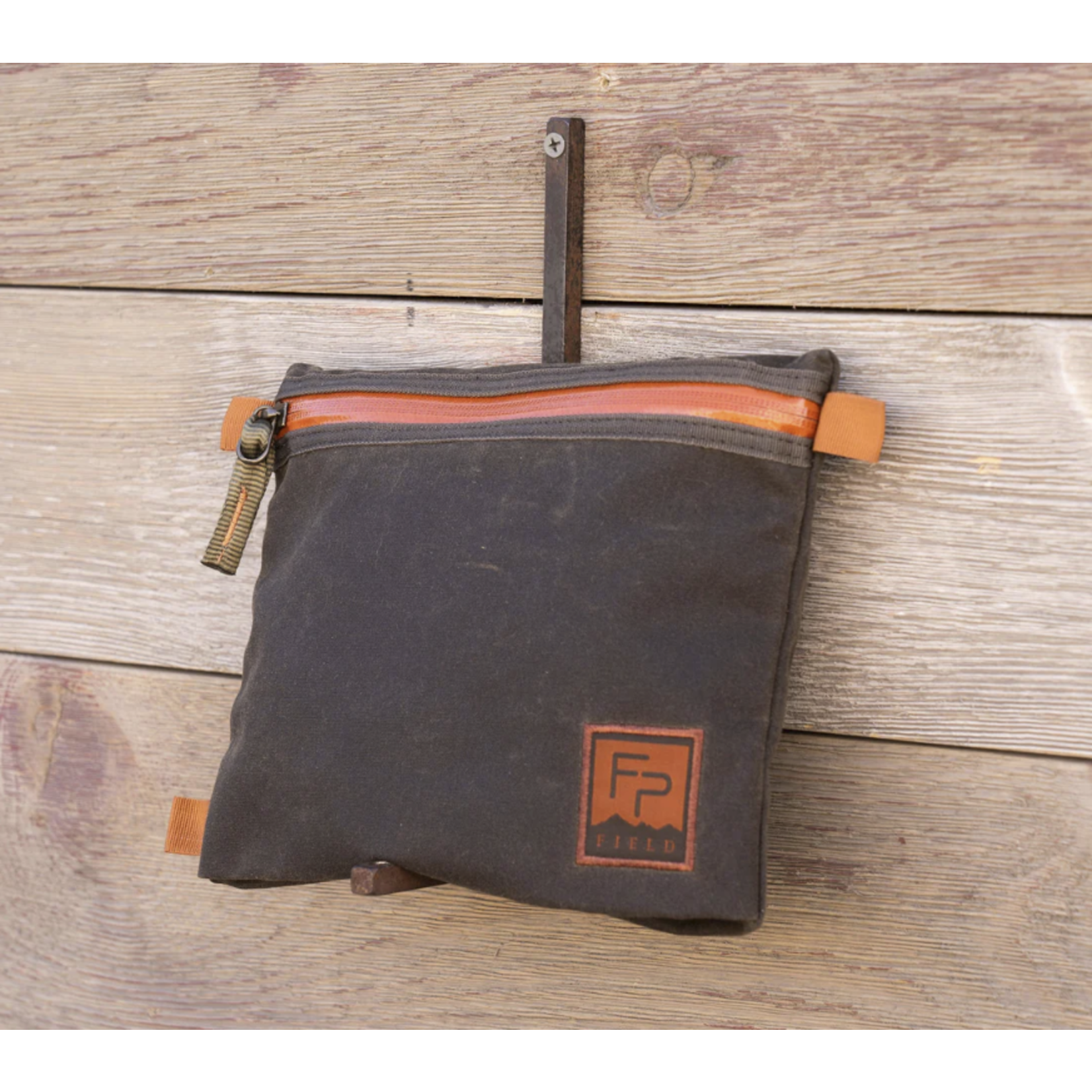 FISHPOND Fishpond Eagle's Nest Travel Pouch-Peat Moss