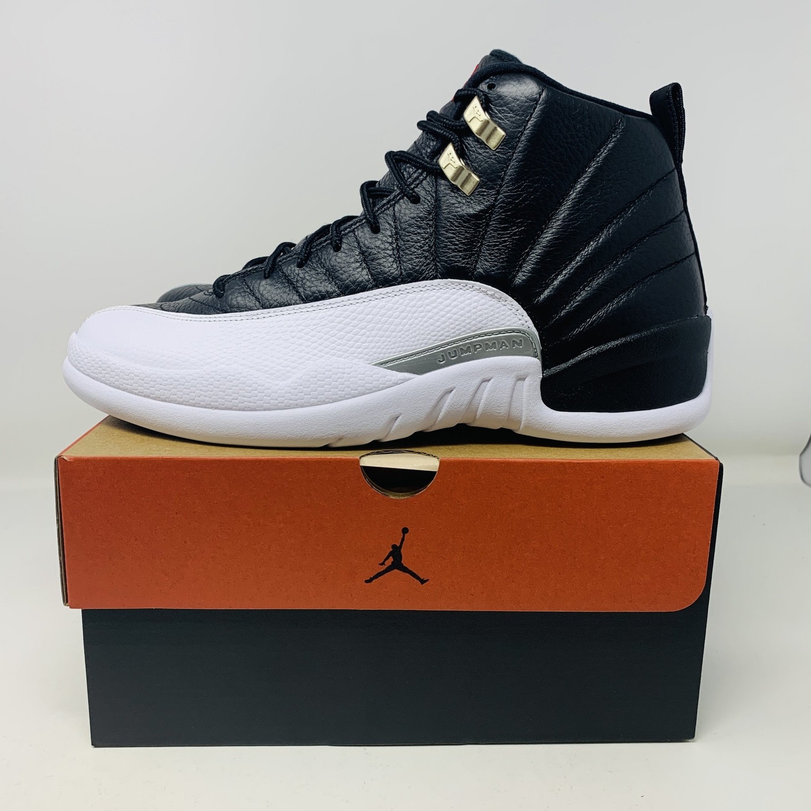 Air Jordan 12 âPlayoffsâ Official Images