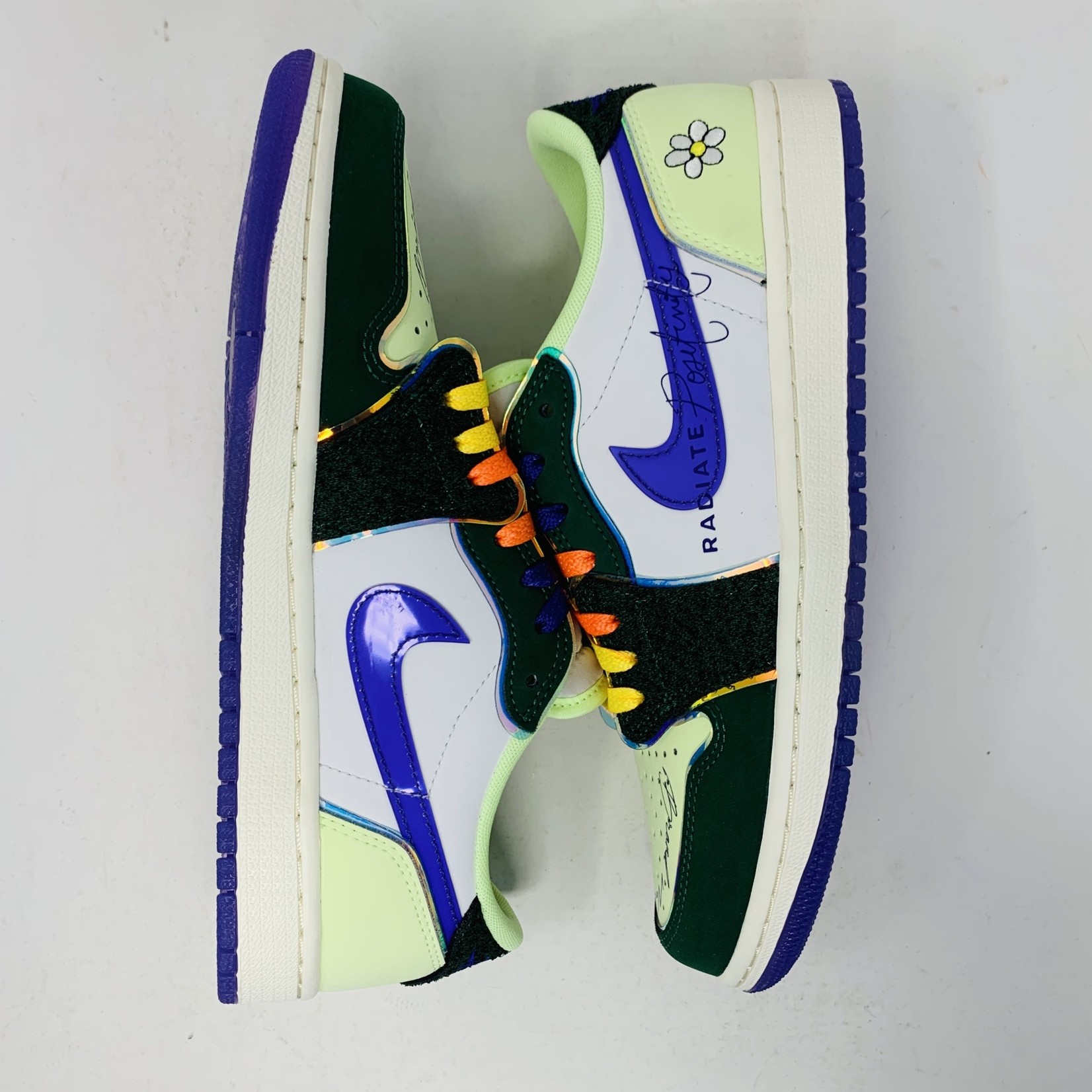 Jordan Jordan 1 Retro Low OG Doernbecher (2023)