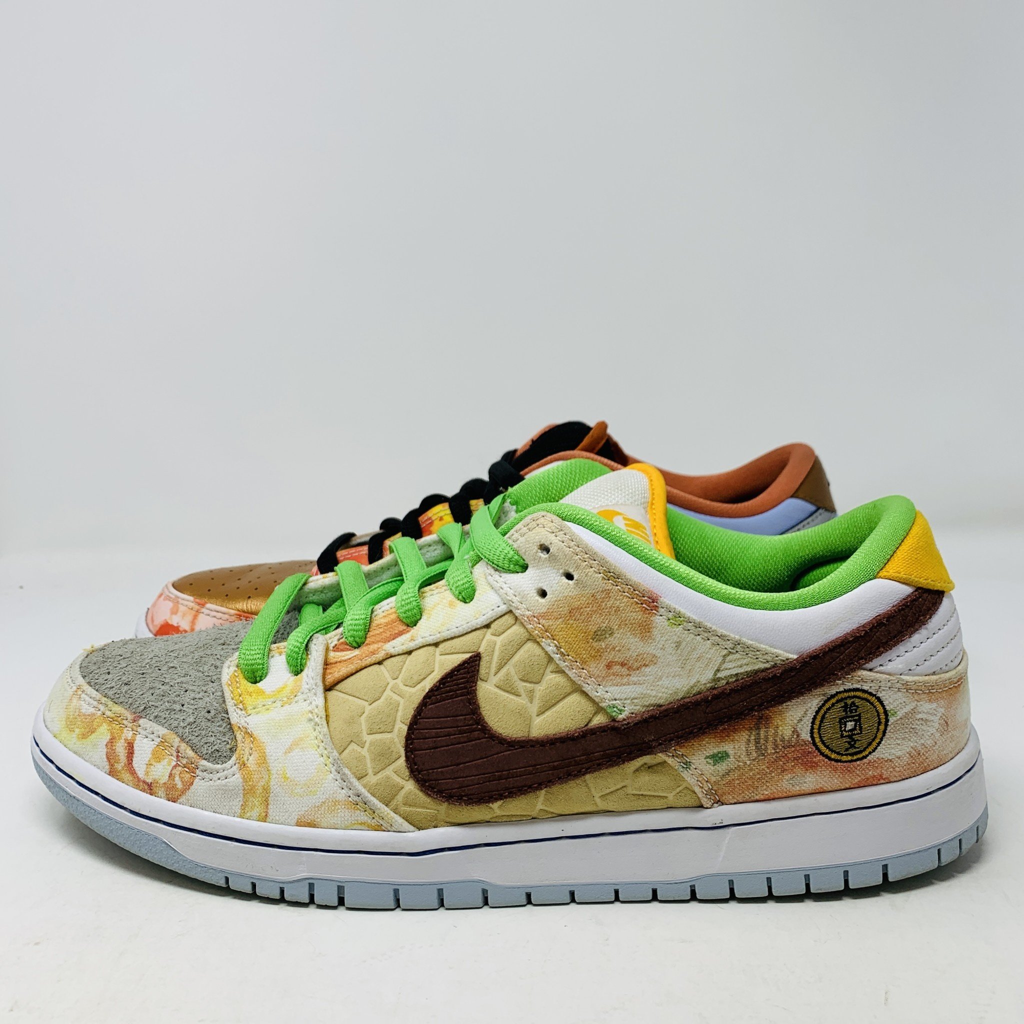 Nike SB Dunk Low Street Hawker (2021)