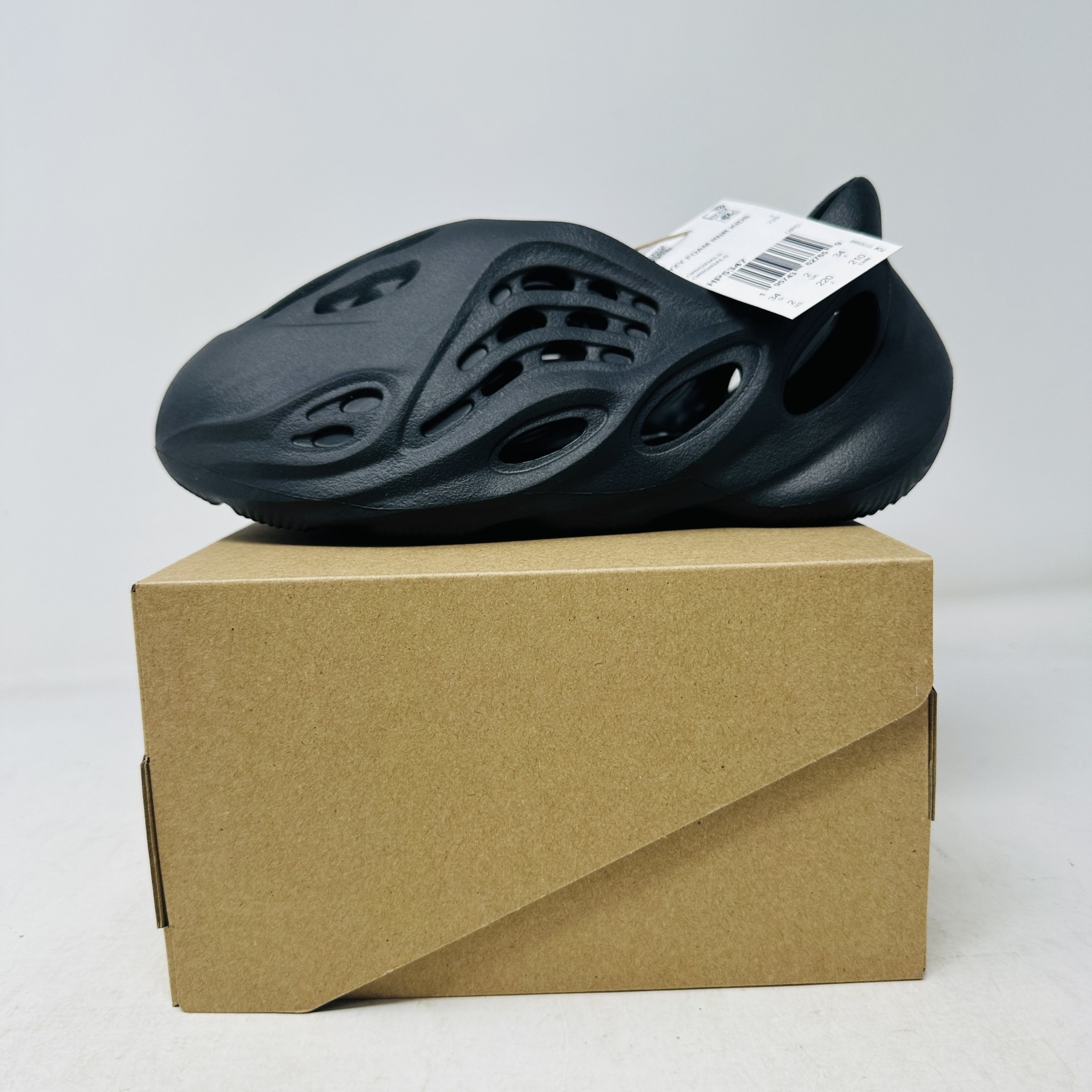 adidas Yeezy Foam RNR Onyx Kids 2022 2024 Holy Ground Sneaker Shop Buy Sell Trade Sneakers