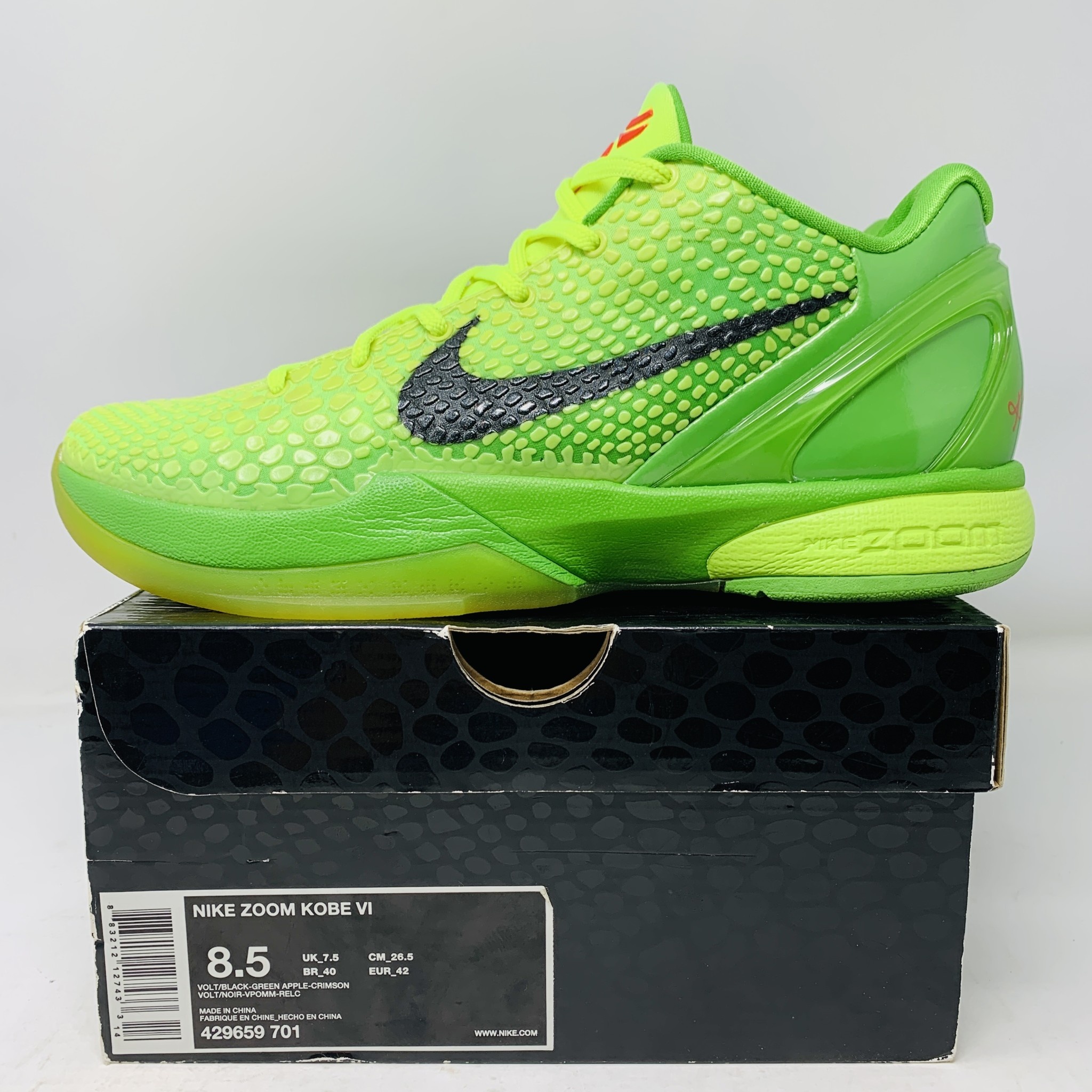 Nike kobe 6 grinch hot sale