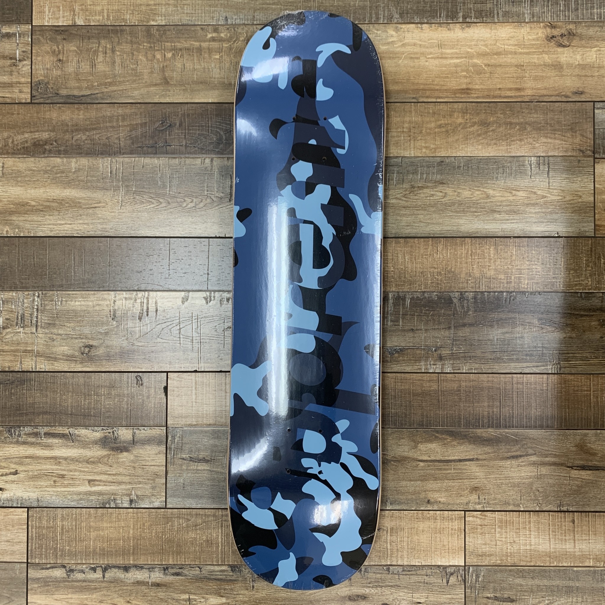 Supreme Camo Logo Skateboard 