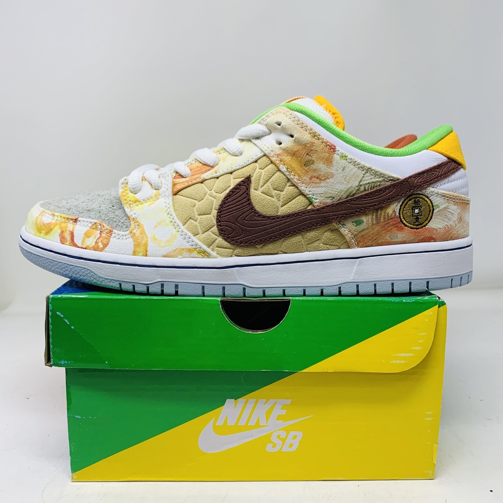 Nike Nike SB Dunk Low Street Hawker