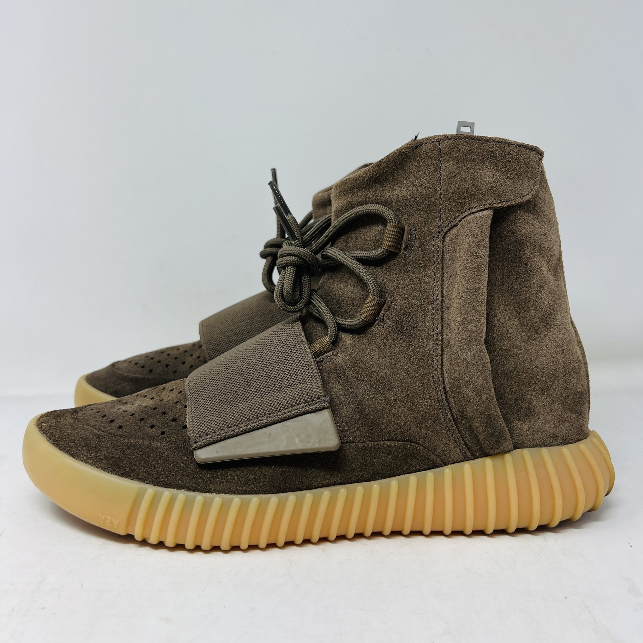 Adidas Yeezy Boost 750 Chocolate