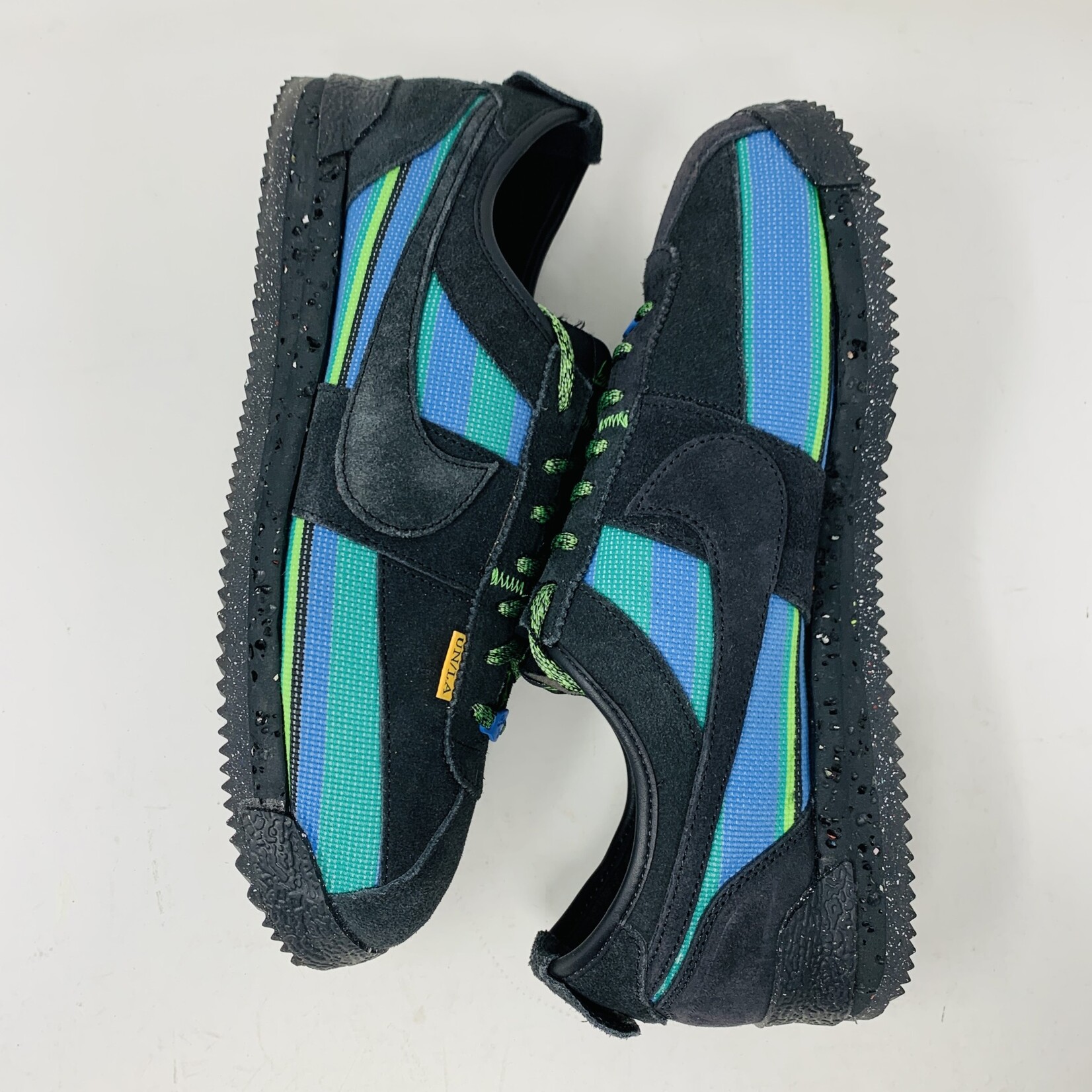 Cortez noir online