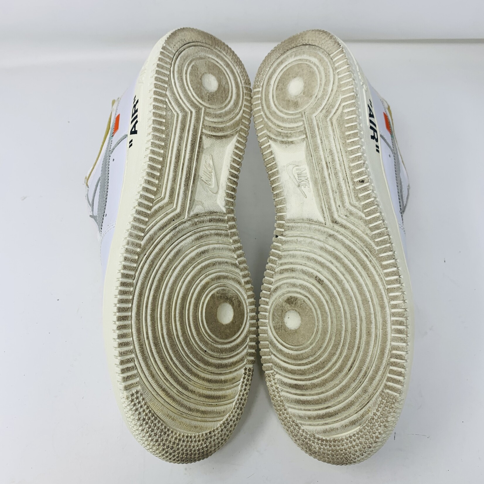 Off-white x nike air force 1 white/silver complexcon hot sale