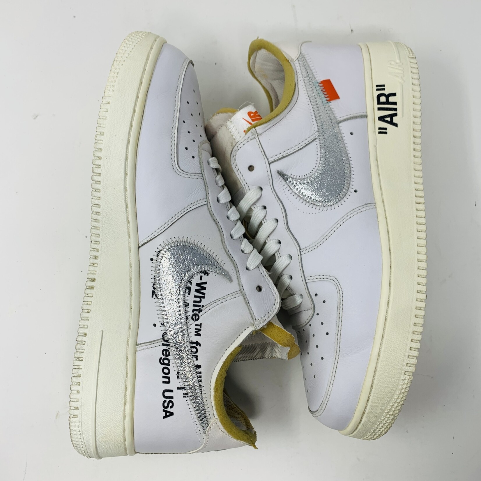 Nike af1 off white complexcon hot sale