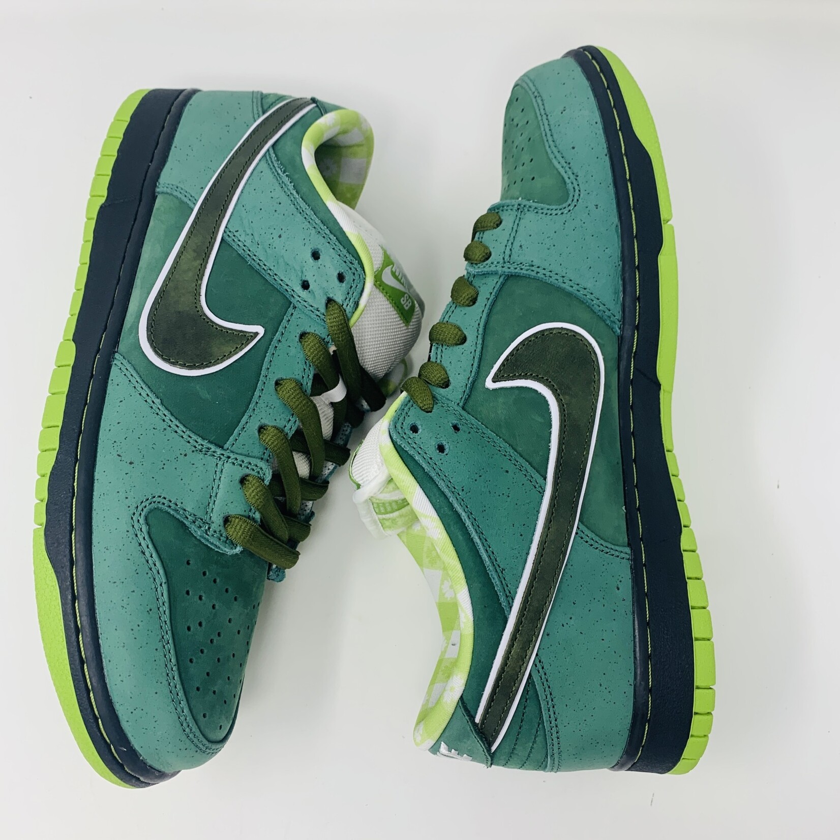Nike SB Dunk Low Concepts Green Lobster Special Box Holy Ground Sneaker Shop Buy Sell Trade Sneakers