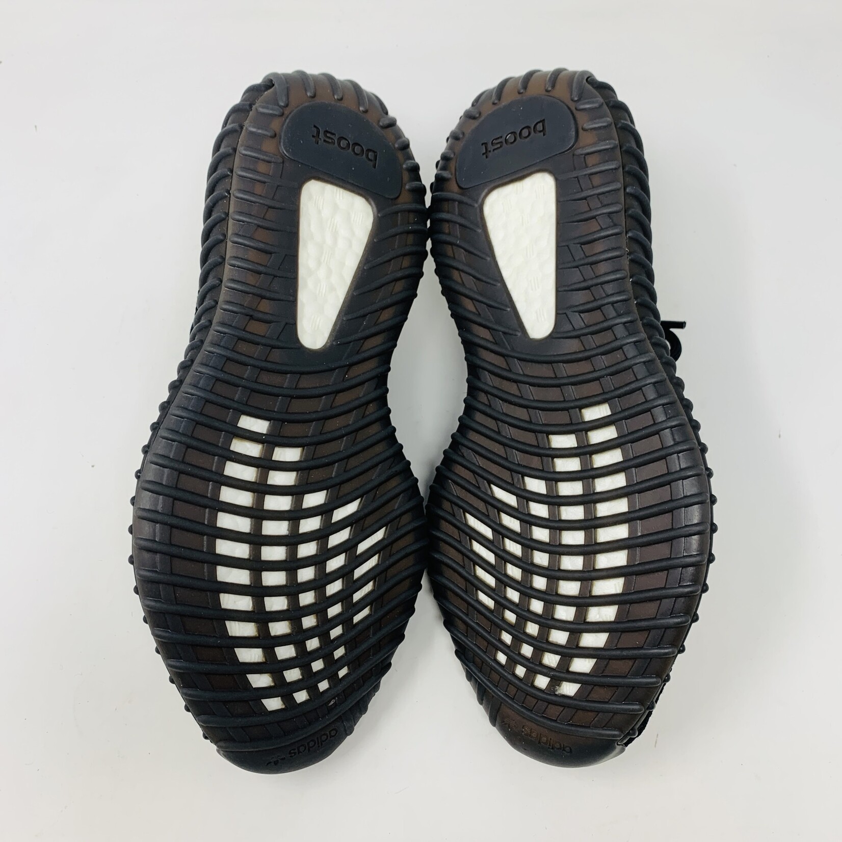 Adidas yeezy boost 350 v2 core black green sales
