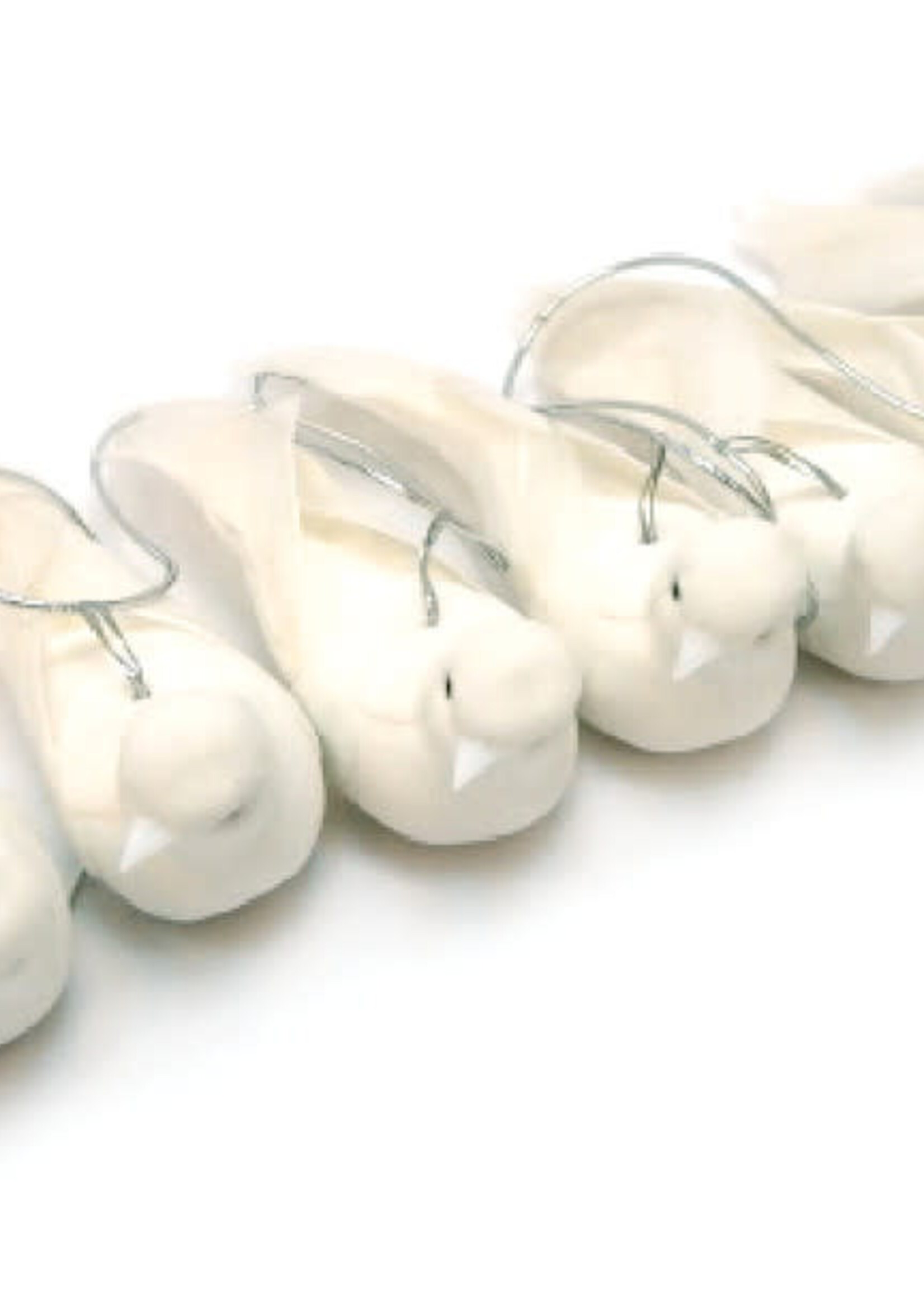 9' dove garland with 10 6" doves