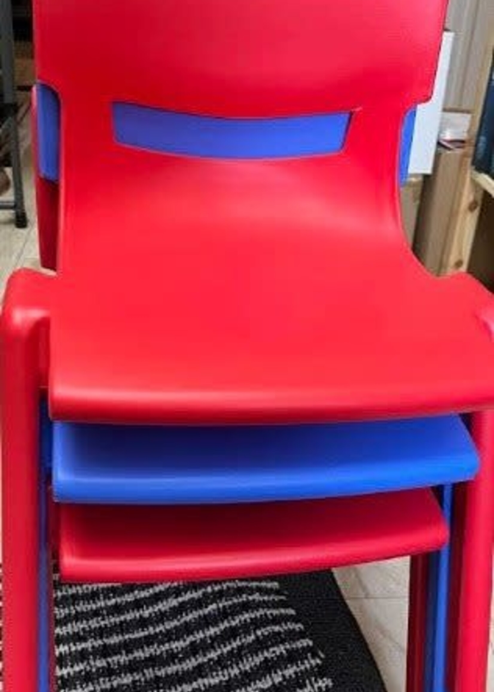 Good Tisha B'av chair