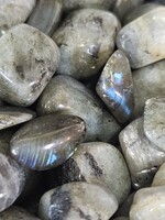 Labradorite,Tumbled Medium