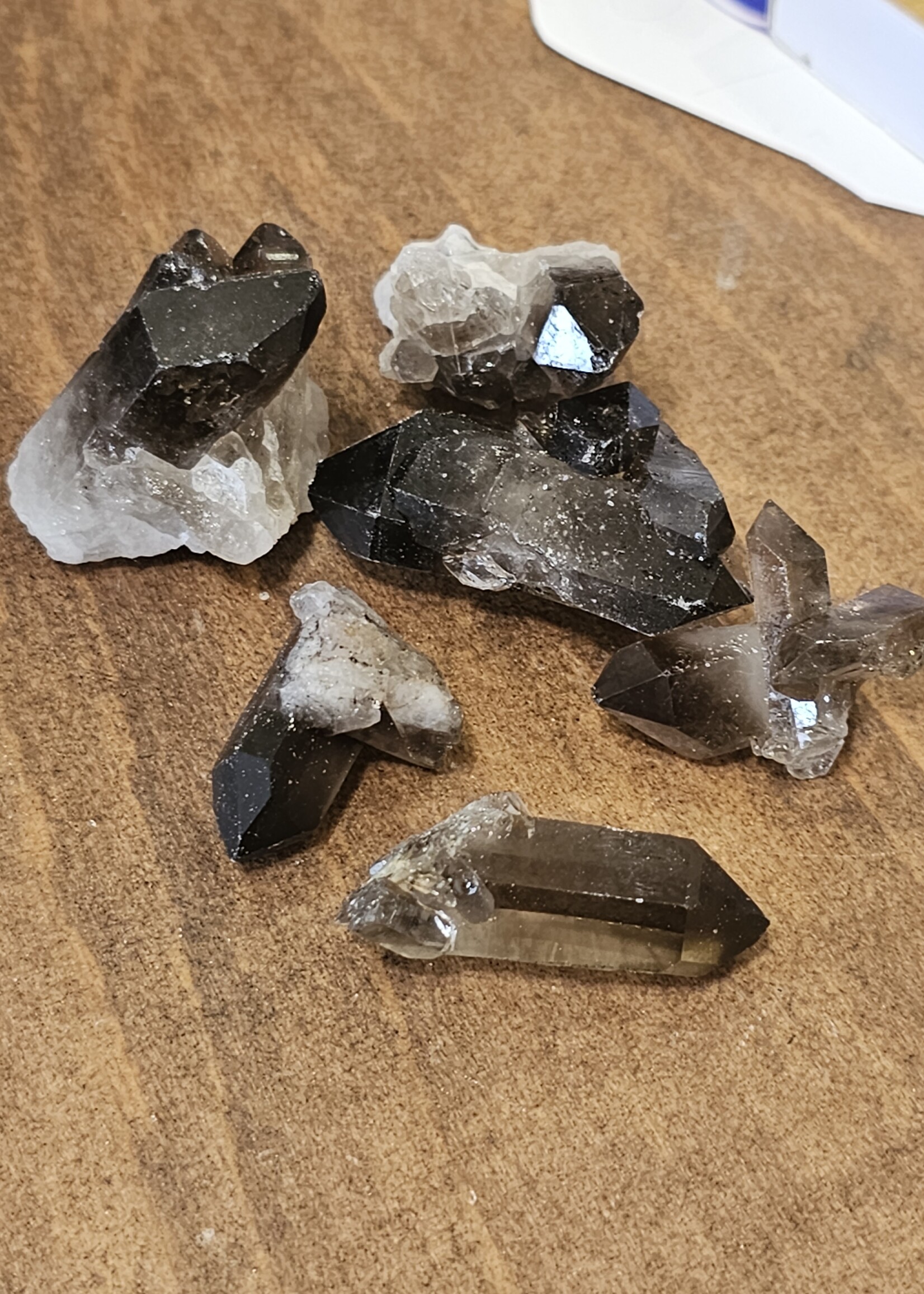 6 Piece Set: Smokey Quartz House Grid Tiny Clusters