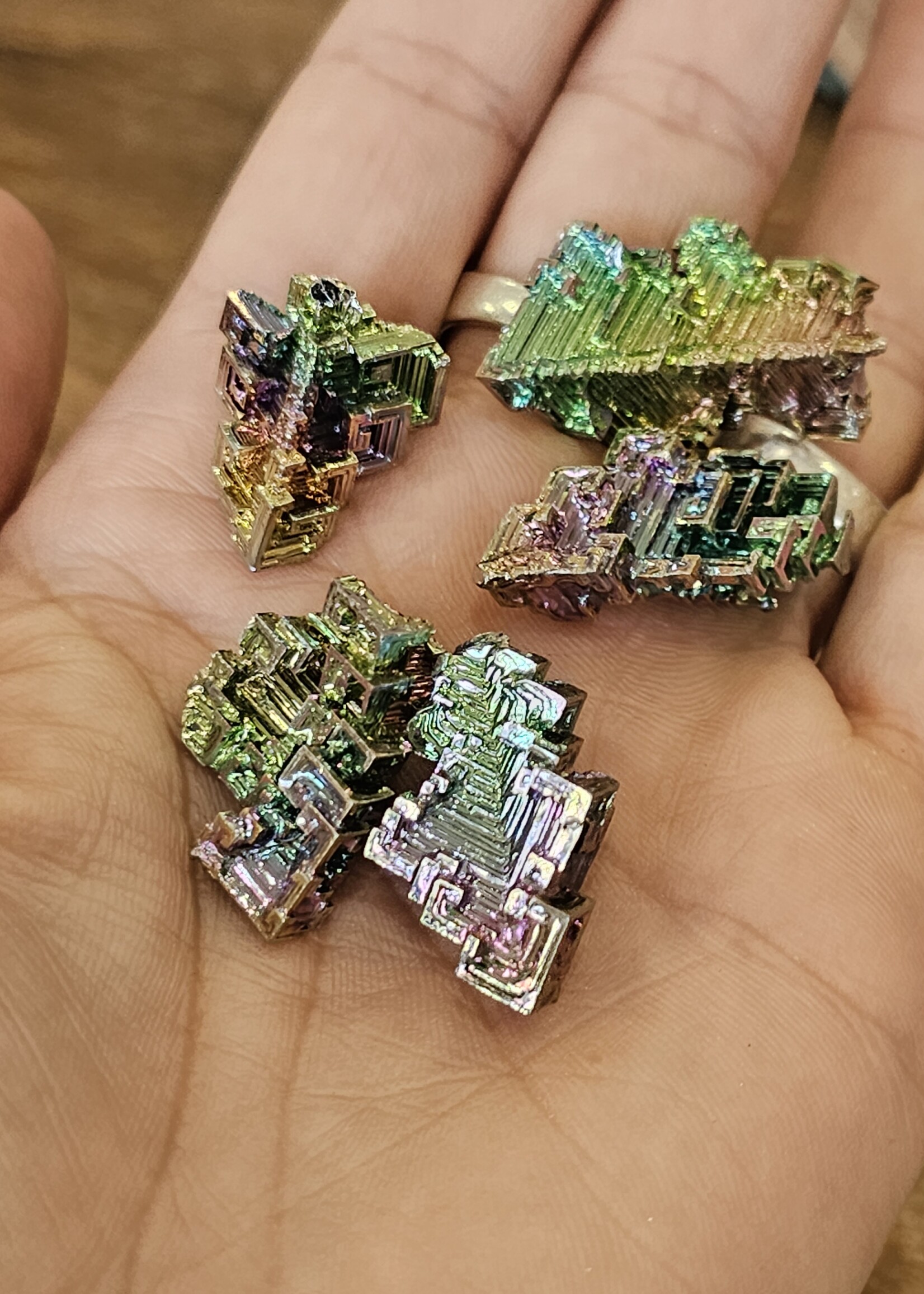 Bizmuth Small Formations