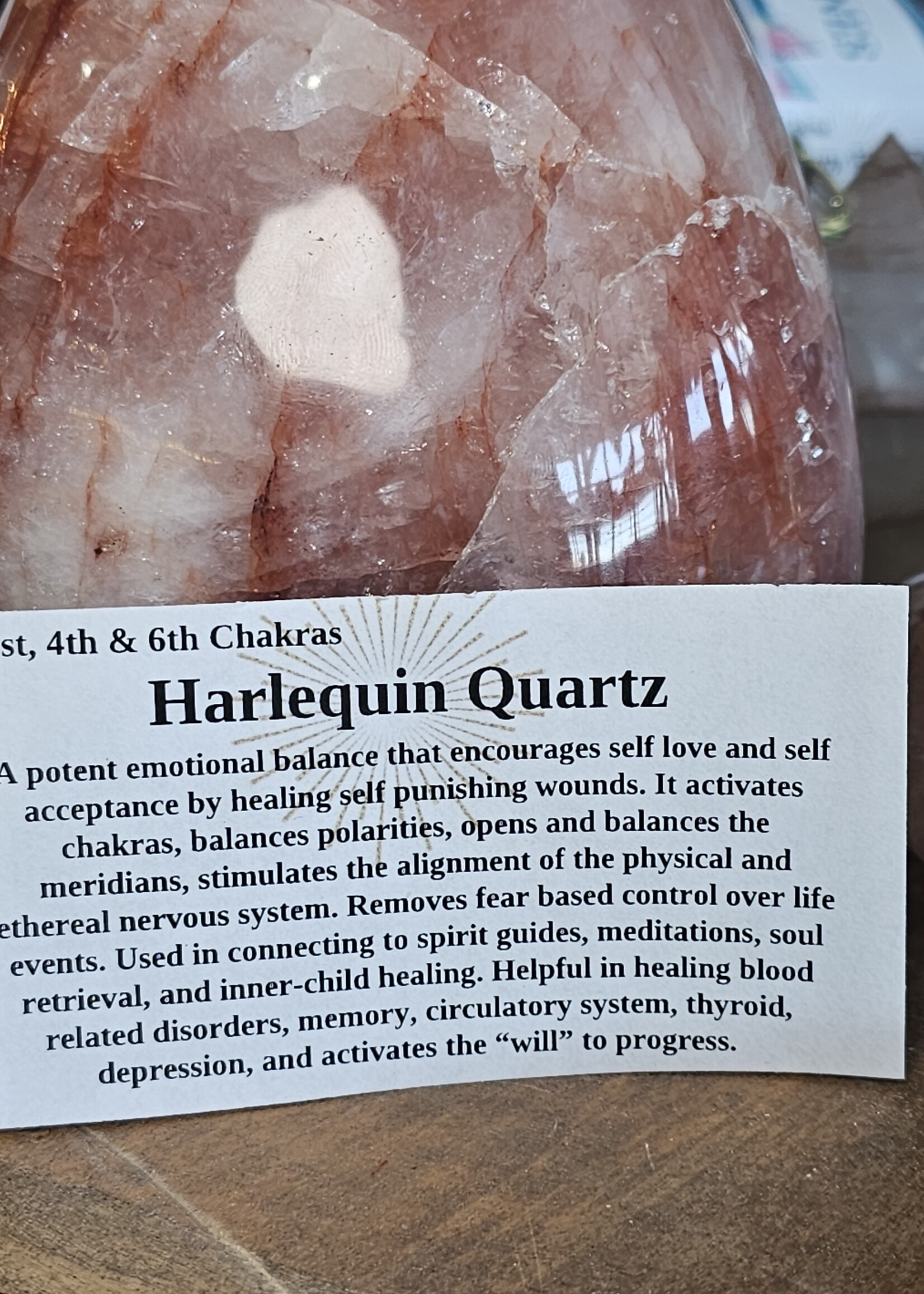 Harlequin Quartz Freeform 6 x 3x32.5inch