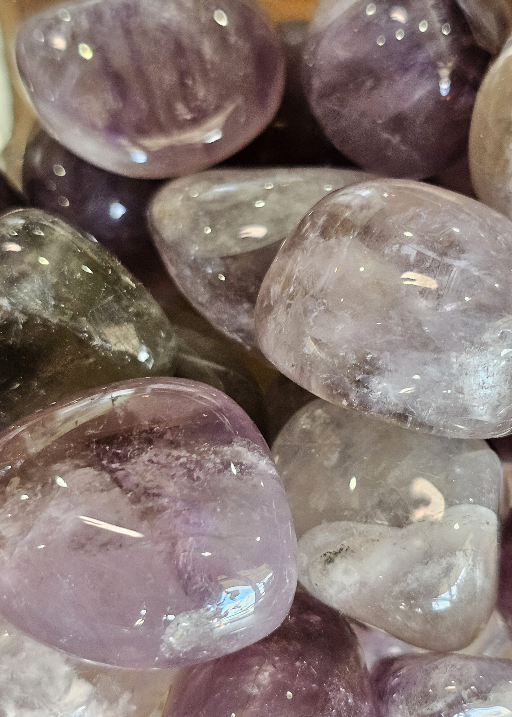 Auralite 23 Tumbled, Medium