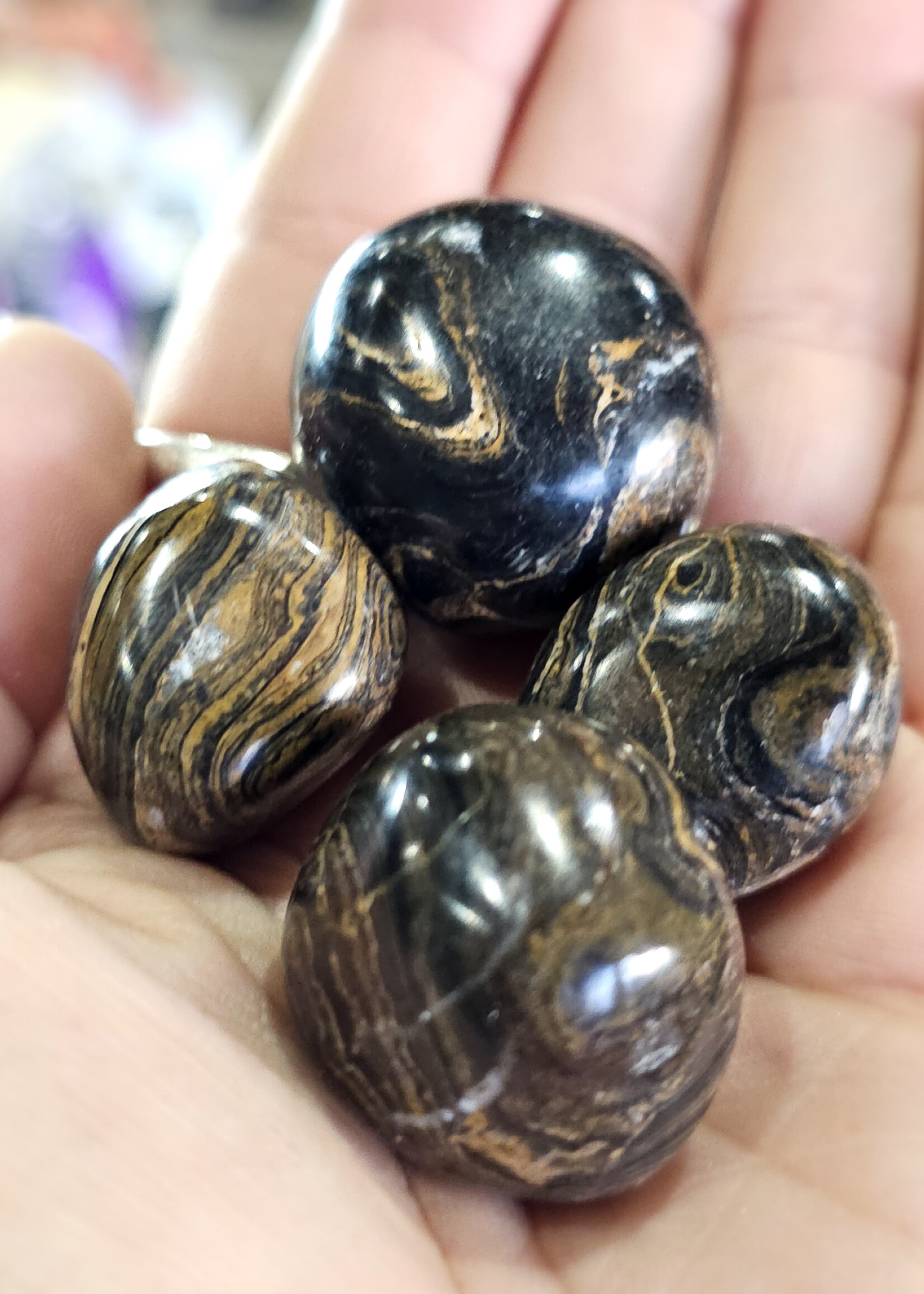 Sardonyx Tumbled, Medium