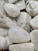 Rainbow Moonstone Tumbled, Medium